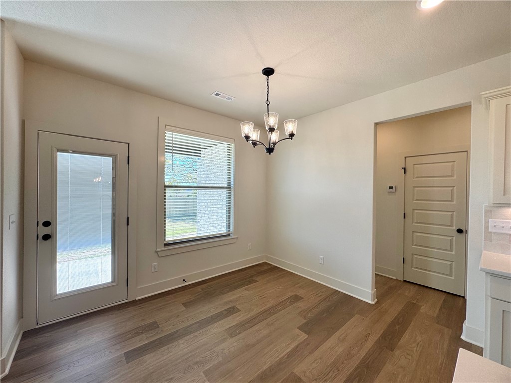 Rogers, Arkansas, 72758, United States, 4 Bedrooms Bedrooms, ,3 BathroomsBathrooms,Residential,For Sale,2003500