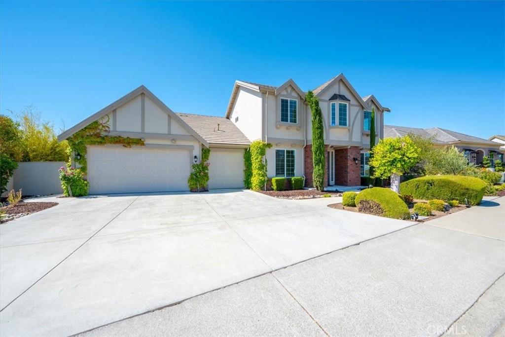 Paso Robles, California, 93446, United States, 4 Bedrooms Bedrooms, ,3 BathroomsBathrooms,Residential,For Sale,1894330