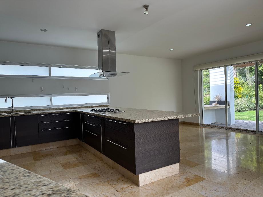 Querétaro, Querétaro, 76100, Mexico, 3 Bedrooms Bedrooms, ,4 BathroomsBathrooms,Residential,For Sale,1699269