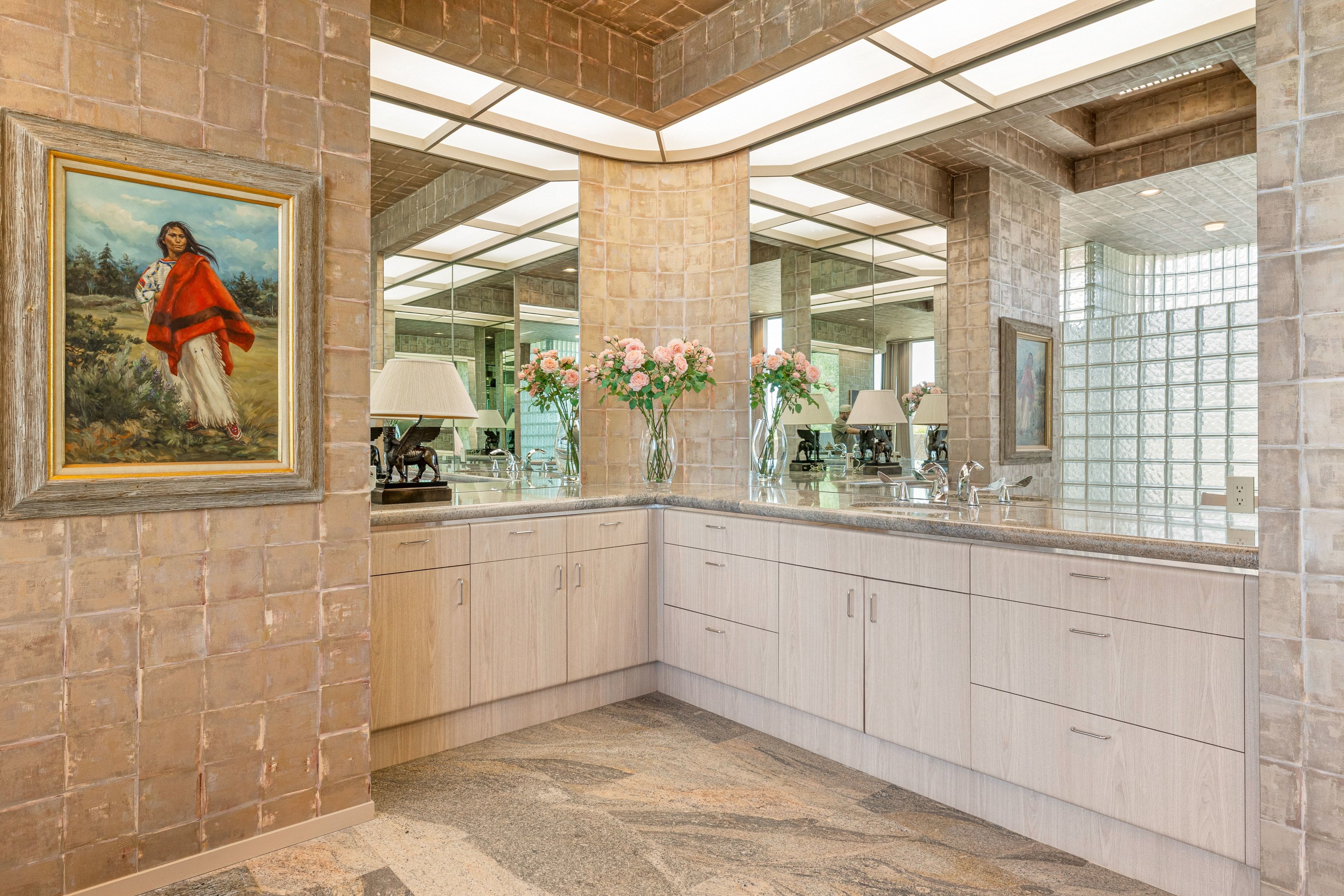  Extraordinary - Steve Chase Original - 物件實景