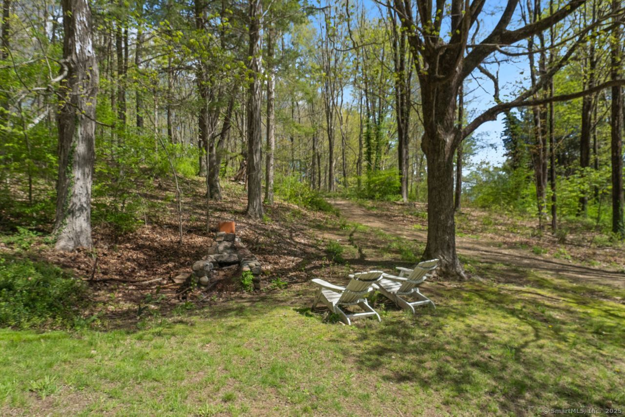 Woodbury, Connecticut, 06798, United States, 4 Bedrooms Bedrooms, ,3 BathroomsBathrooms,Residential,For Sale,1890023