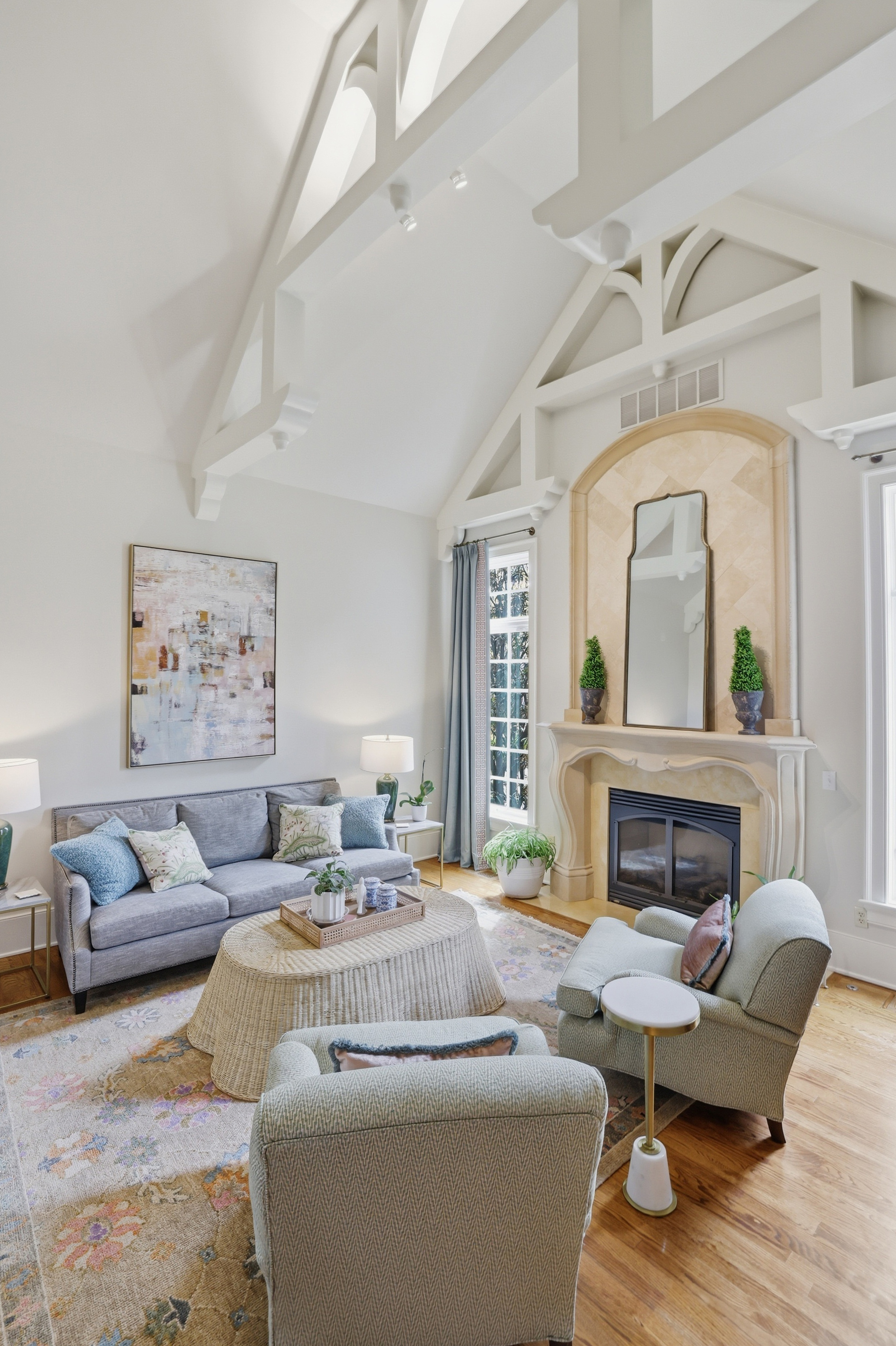  4848 Chelmsbury Lane - 物件實景