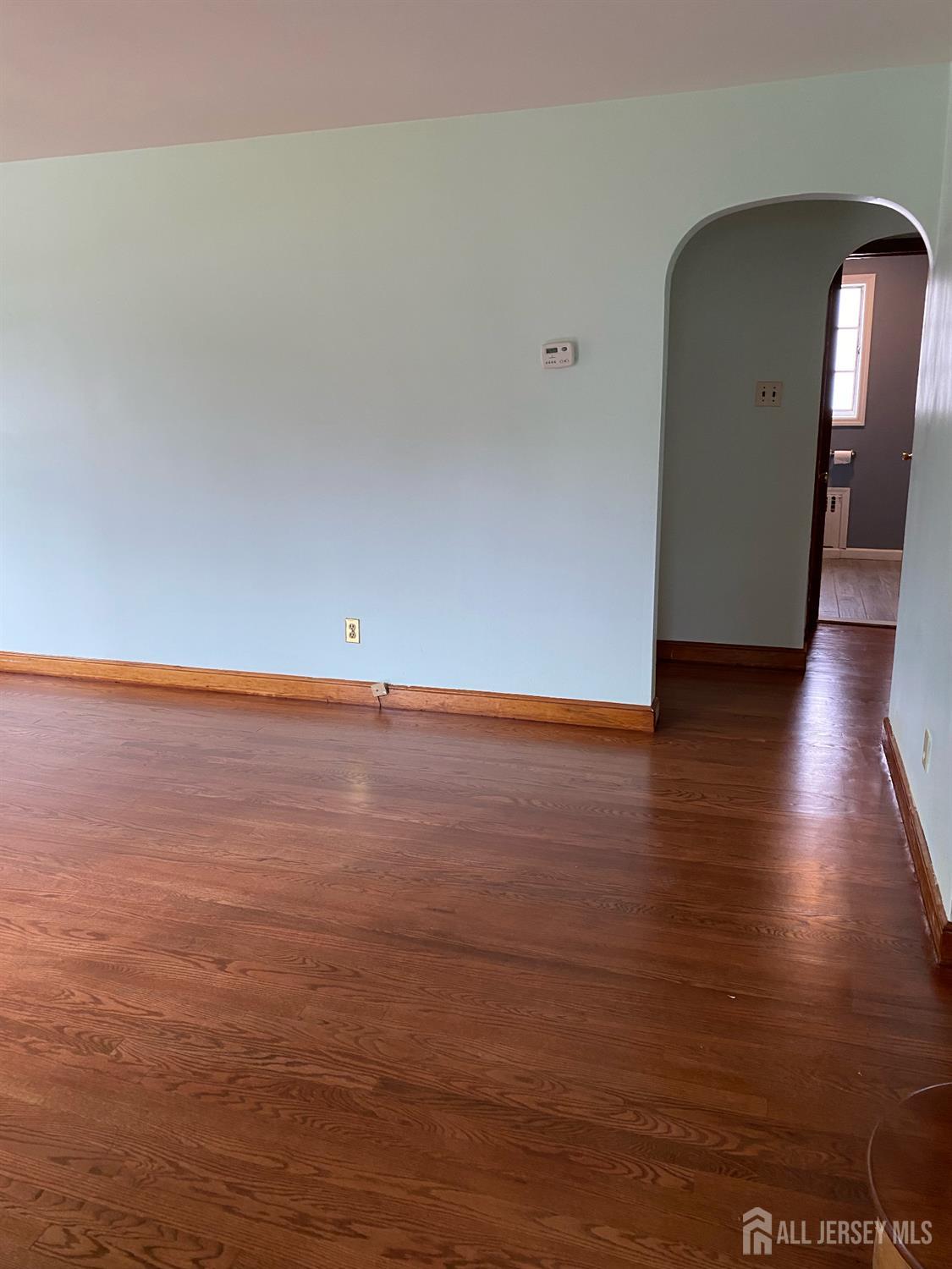 East Brunswick, New Jersey, 08816, United States, 5 Bedrooms Bedrooms, ,2 BathroomsBathrooms,Residential,For Sale,1956516