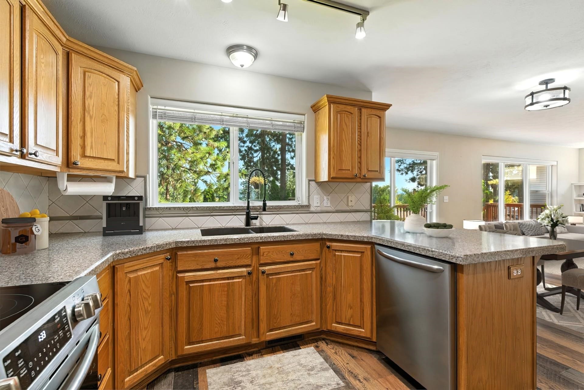 Spokane, Washington, 99224, United States, 5 Bedrooms Bedrooms, ,4 BathroomsBathrooms,Residential,For Sale,1977717