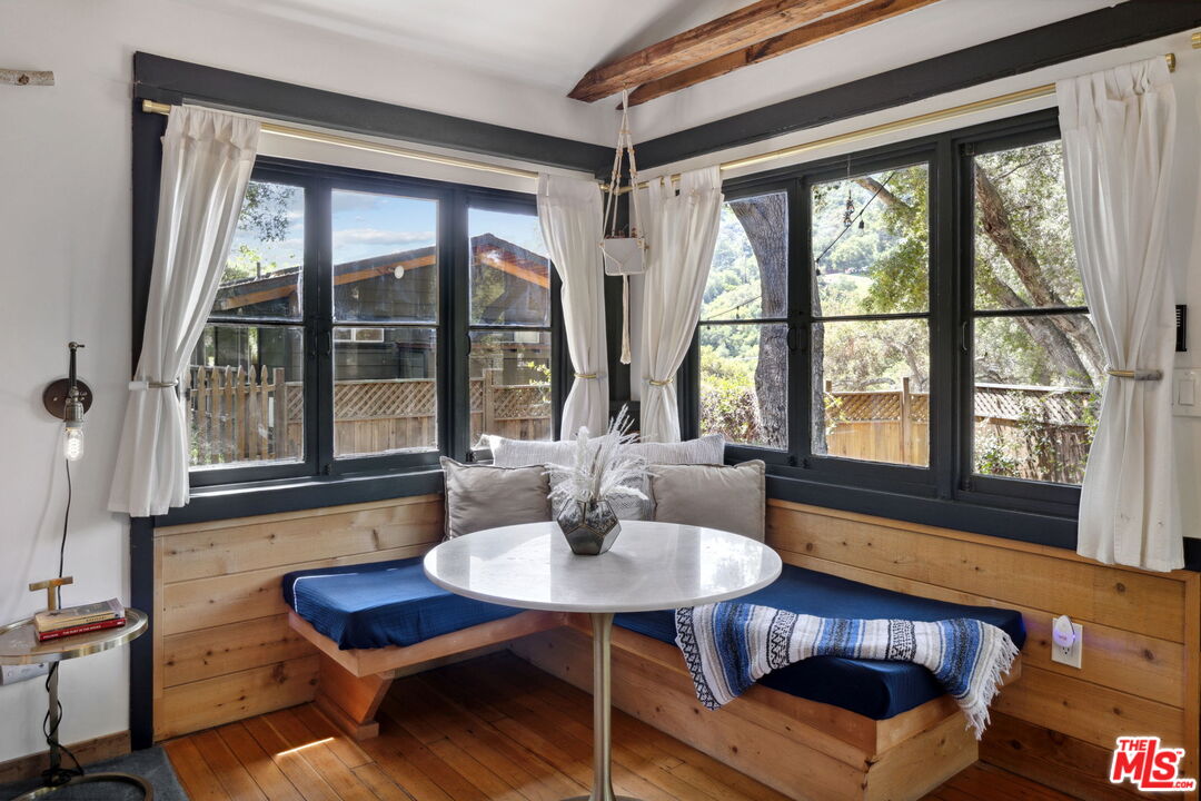 Topanga, California, 90290, United States, 4 Bedrooms Bedrooms, ,3 BathroomsBathrooms,Residential,For Sale,1795536