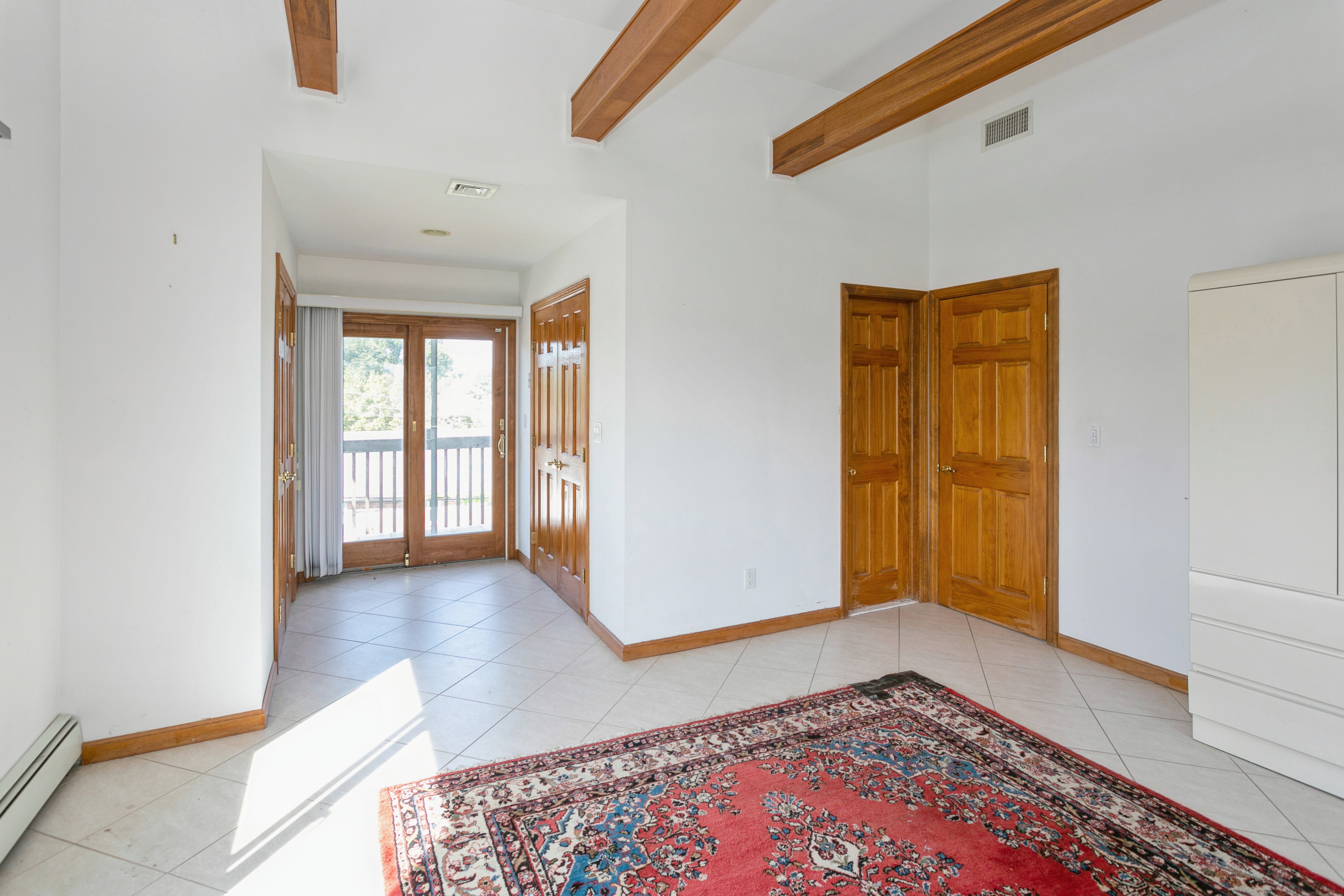 115 Sycamore Drive, New Hyde Park, New York, 11040, United States, 5 Bedrooms Bedrooms, ,5 BathroomsBathrooms,Residential,For Sale,115 Sycamore Drive,1348256