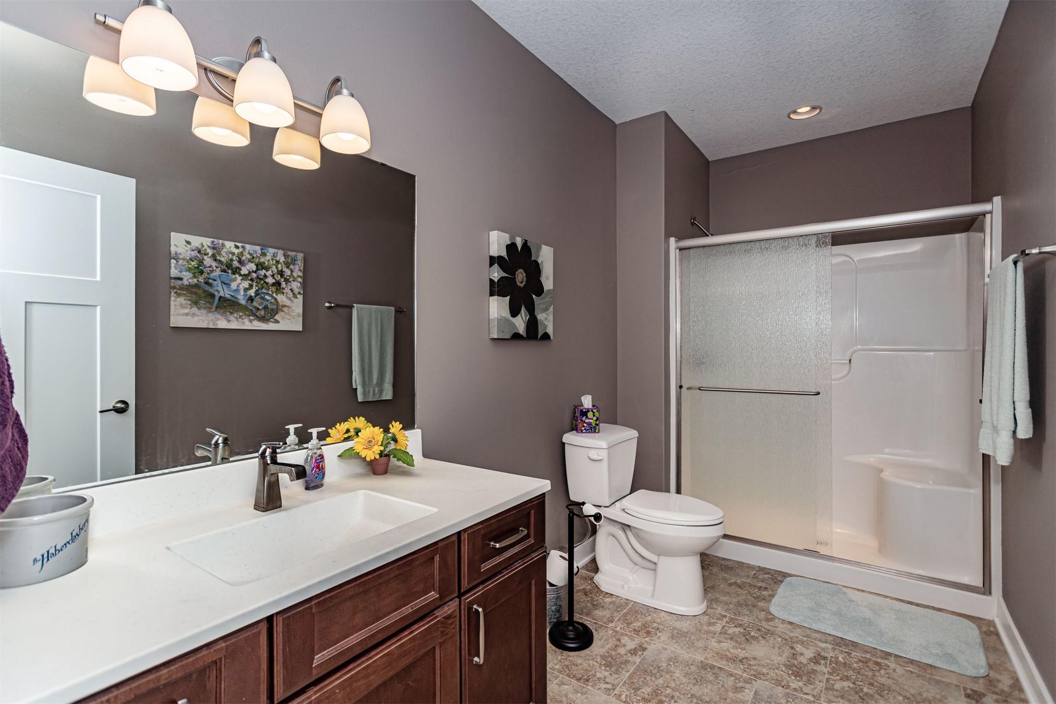 Huxley, Iowa, 50124, United States, 3 Bedrooms Bedrooms, ,4 BathroomsBathrooms,Residential,For Sale,1975507