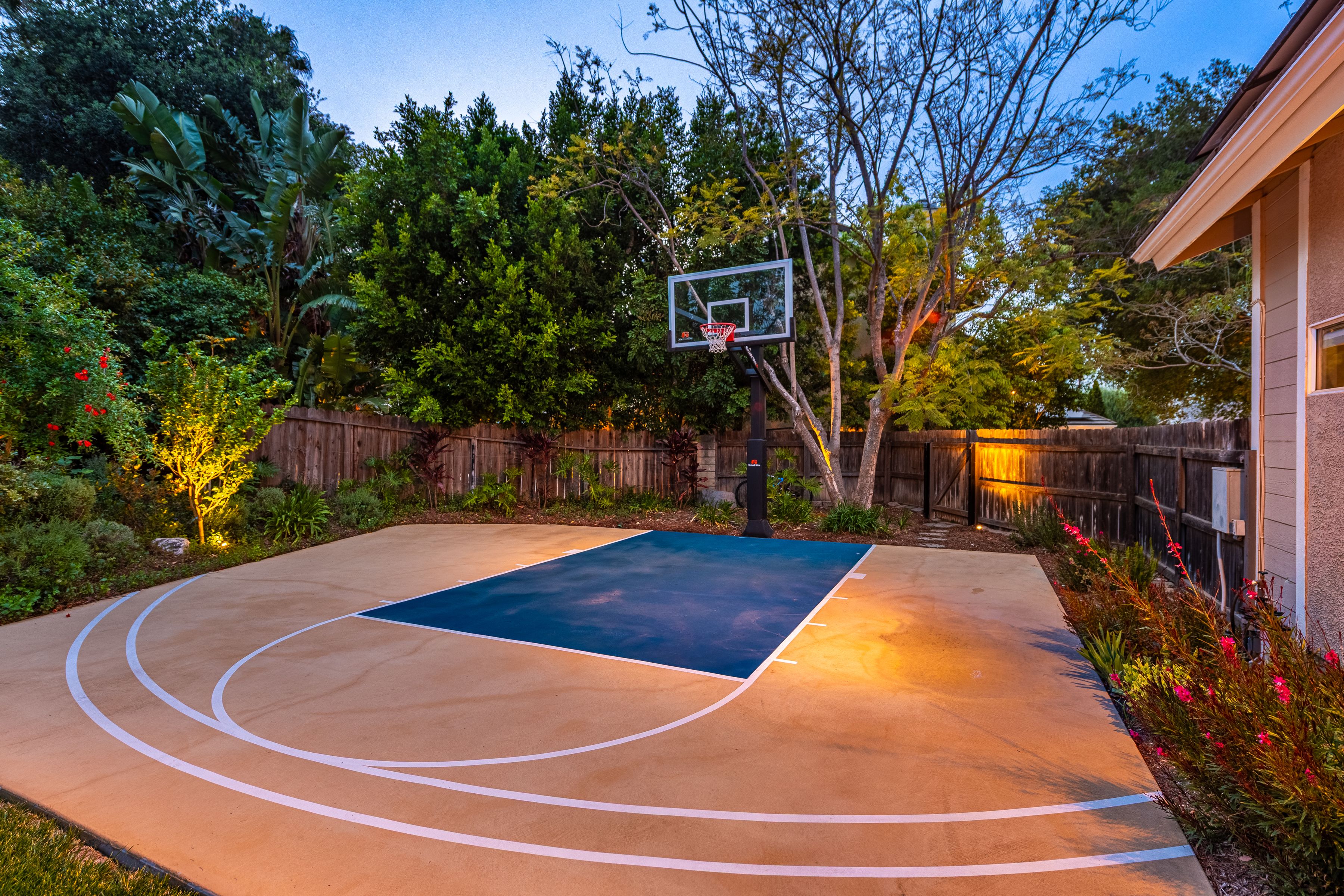 8 Faculty Court, Thousand Oaks - 物件實景