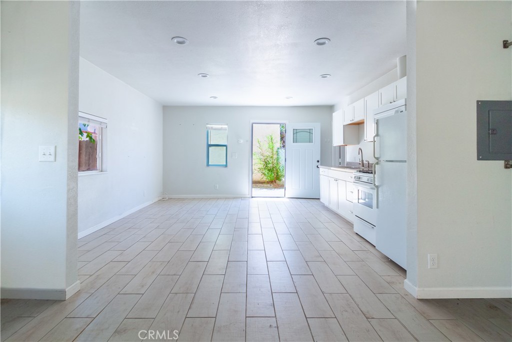 Lancaster, California, 93534, United States, ,Residential,For Sale,1904351