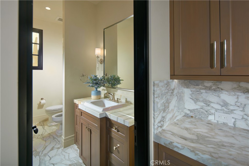 Newport Coast, California, 92657, United States, 7 Bedrooms Bedrooms, ,11 BathroomsBathrooms,Residential,For Sale,1739105