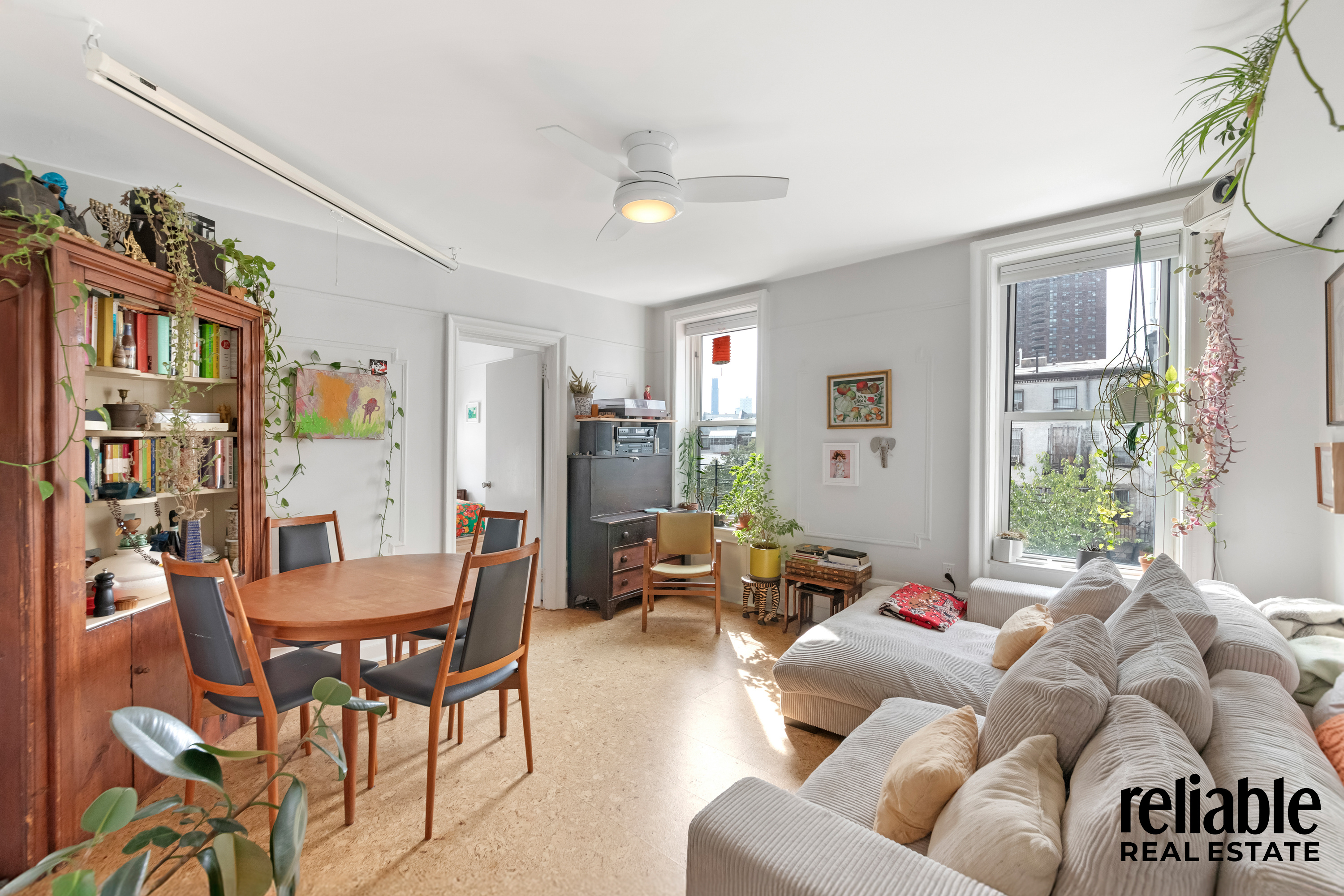 Brooklyn, New York, 11211, United States, 2 Bedrooms Bedrooms, ,1 BathroomBathrooms,Residential,For Sale,1959081