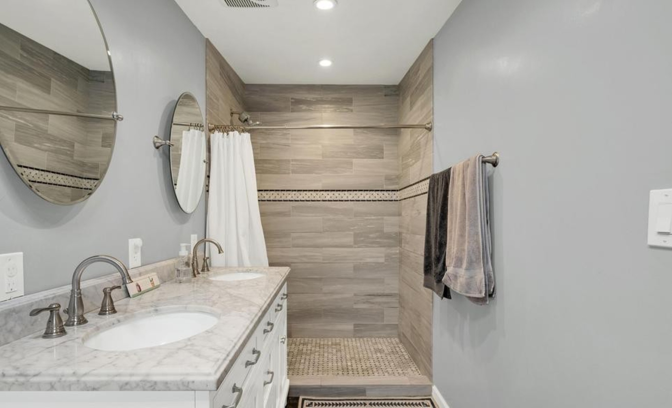  4232 E Poe Street, Tucson, AZ 85711 - 物件實景