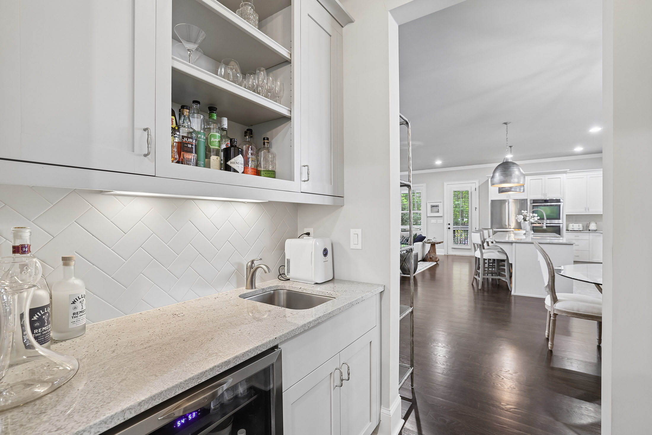  Classic Craftsman Style with a Modern Take in the Heart of Brookhaven - 物件實景