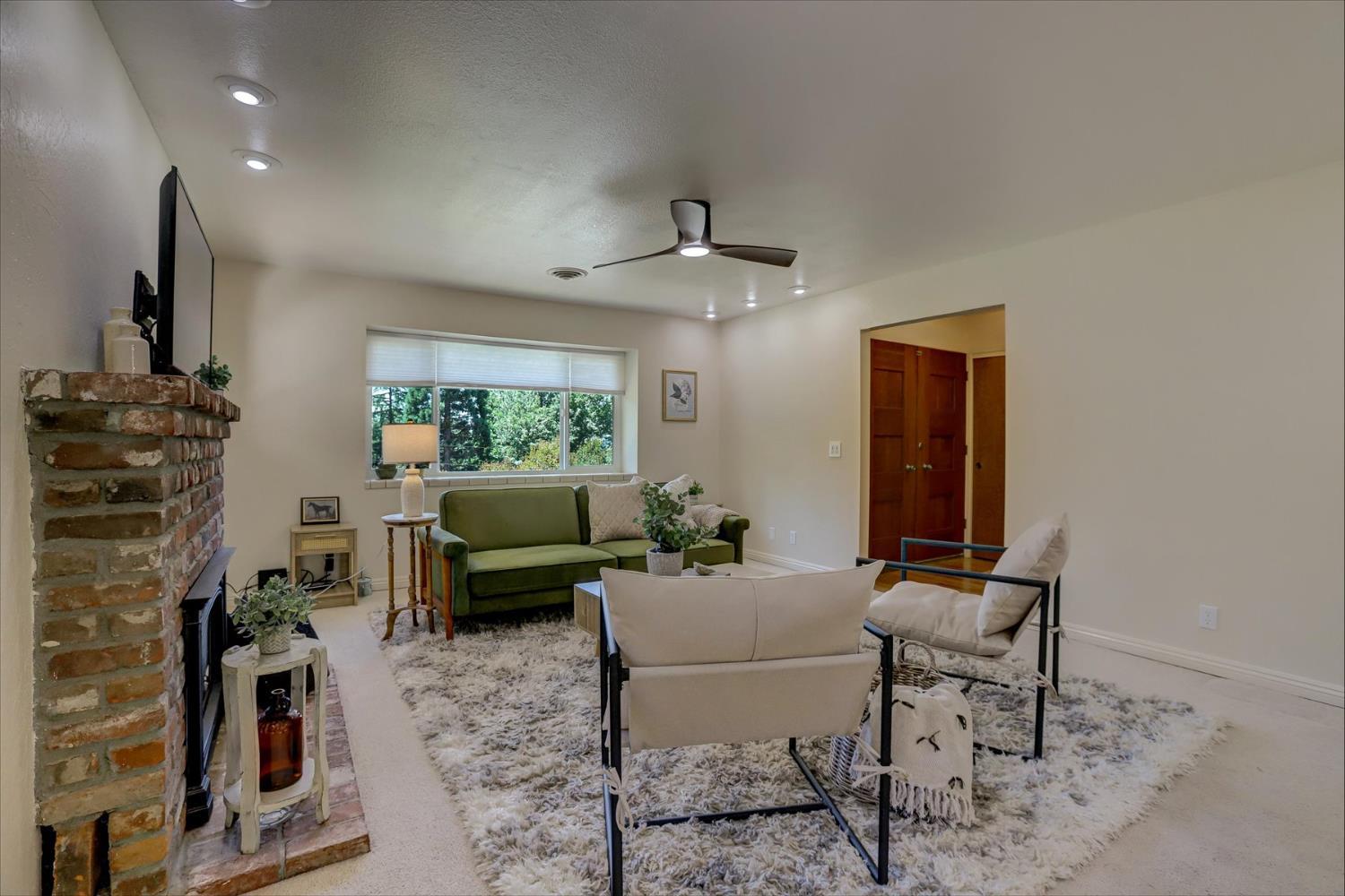 Nevada City, California, 95959, United States, 3 Bedrooms Bedrooms, ,3 BathroomsBathrooms,Residential,For Sale,1858077