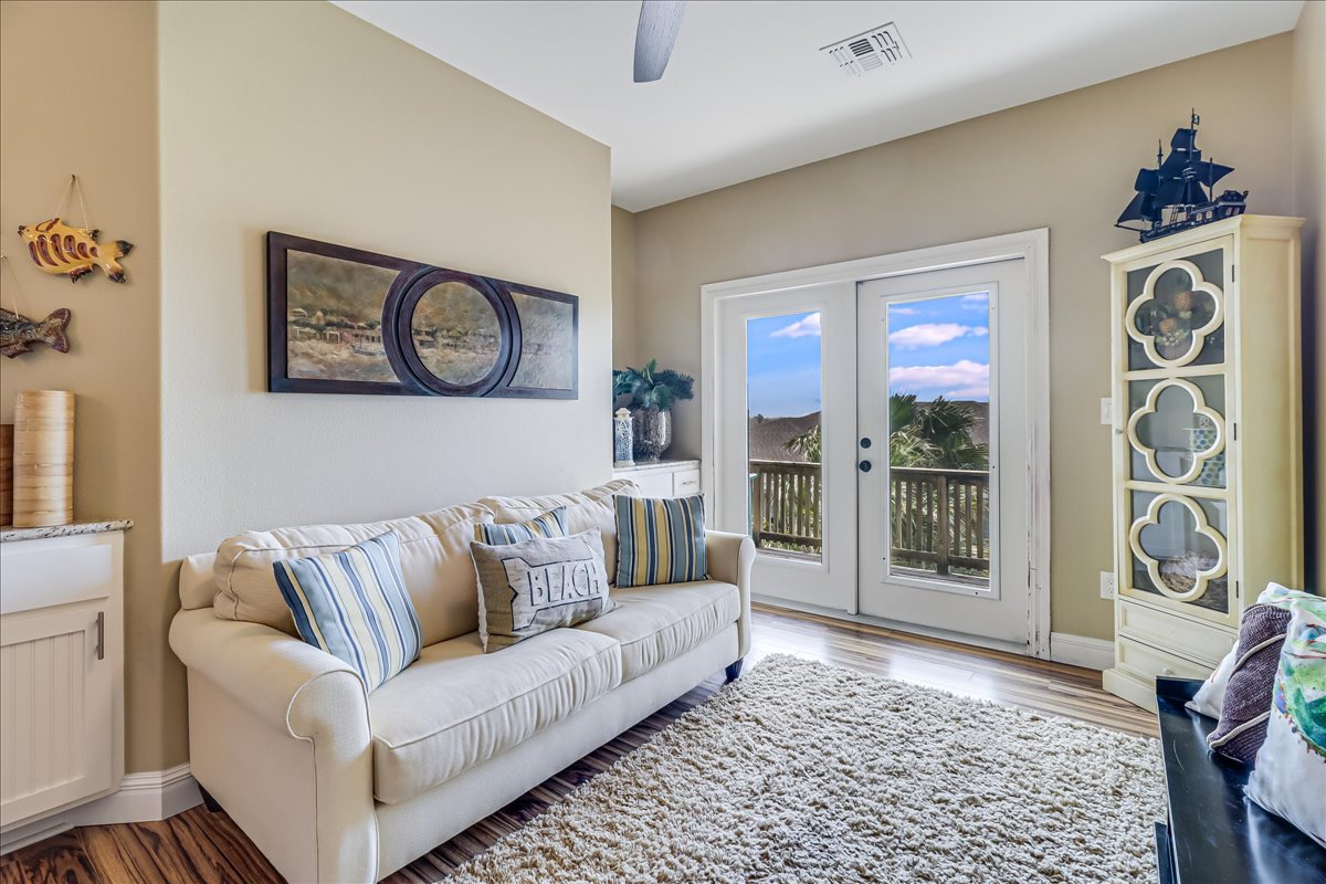 Port Aransas, Texas, 78373, United States, 3 Bedrooms Bedrooms, ,3 BathroomsBathrooms,Residential,For Sale,1984439