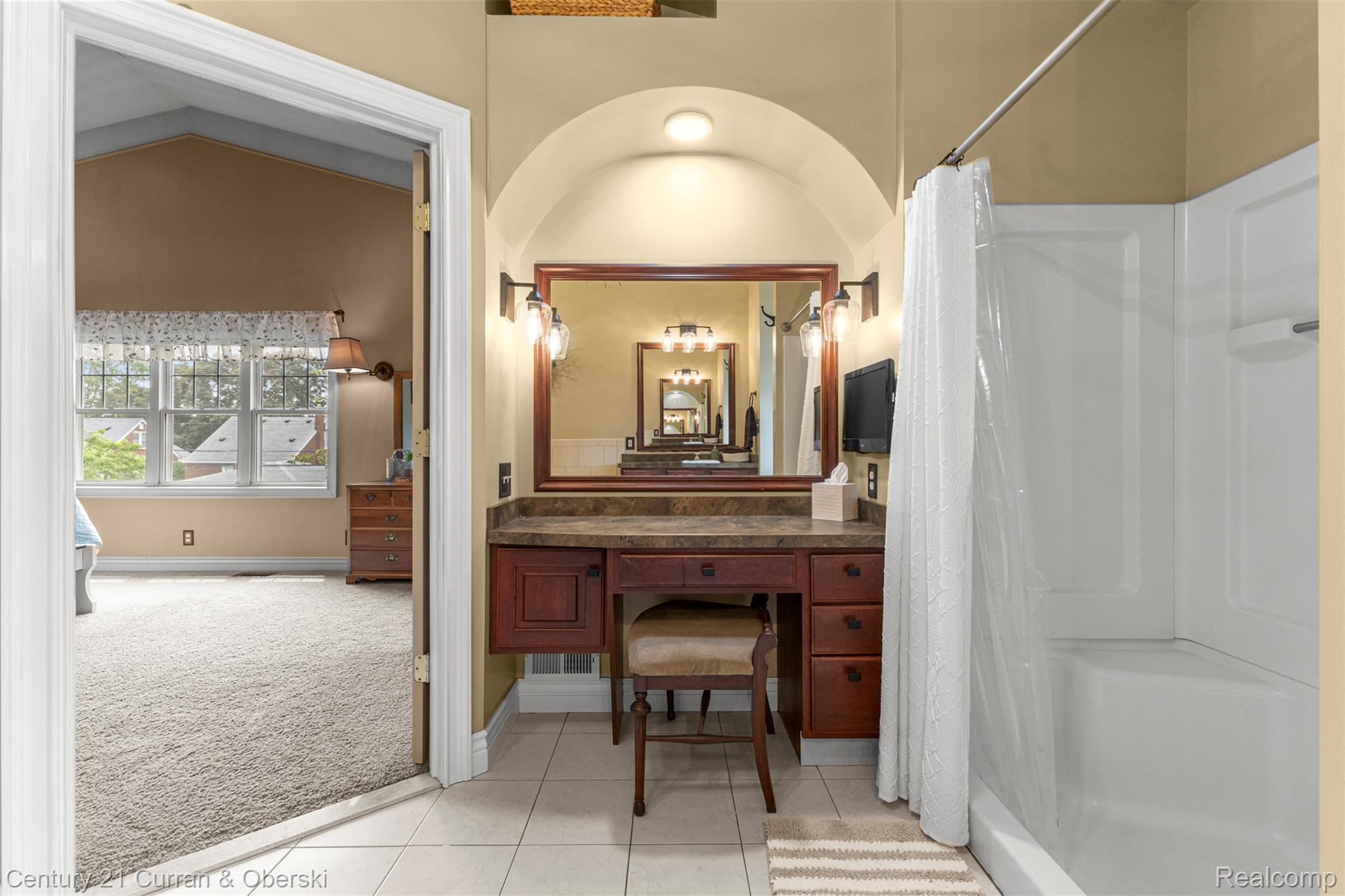 Allen Park, Michigan, 48101, United States, 4 Bedrooms Bedrooms, ,4 BathroomsBathrooms,Residential,For Sale,1982178