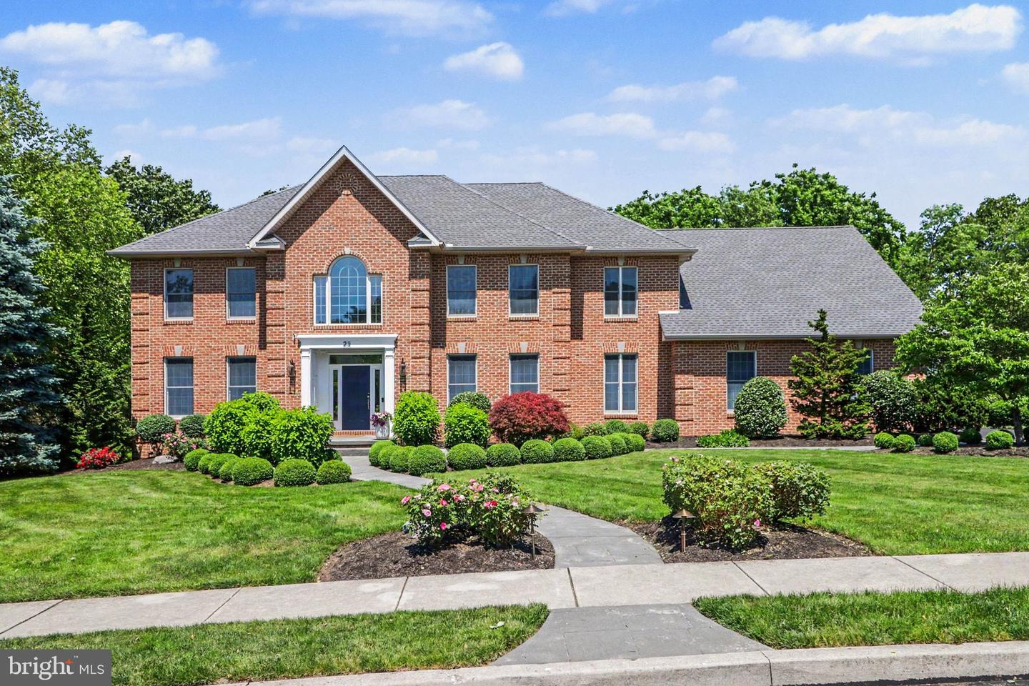 MECHANICSBURG, Pennsylvania, 17055, United States, 6 Bedrooms Bedrooms, ,6 BathroomsBathrooms,Residential,For Sale,2048271