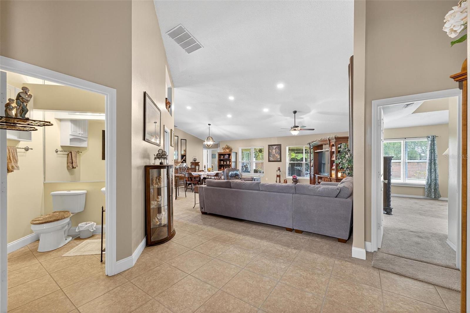 ORLANDO, Florida, 32819, United States, 4 Bedrooms Bedrooms, ,3 BathroomsBathrooms,Residential,For Sale,1921033