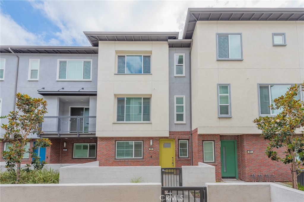 West Covina, California, 91790, United States, 4 Bedrooms Bedrooms, ,4 BathroomsBathrooms,Residential,For Sale,2049084