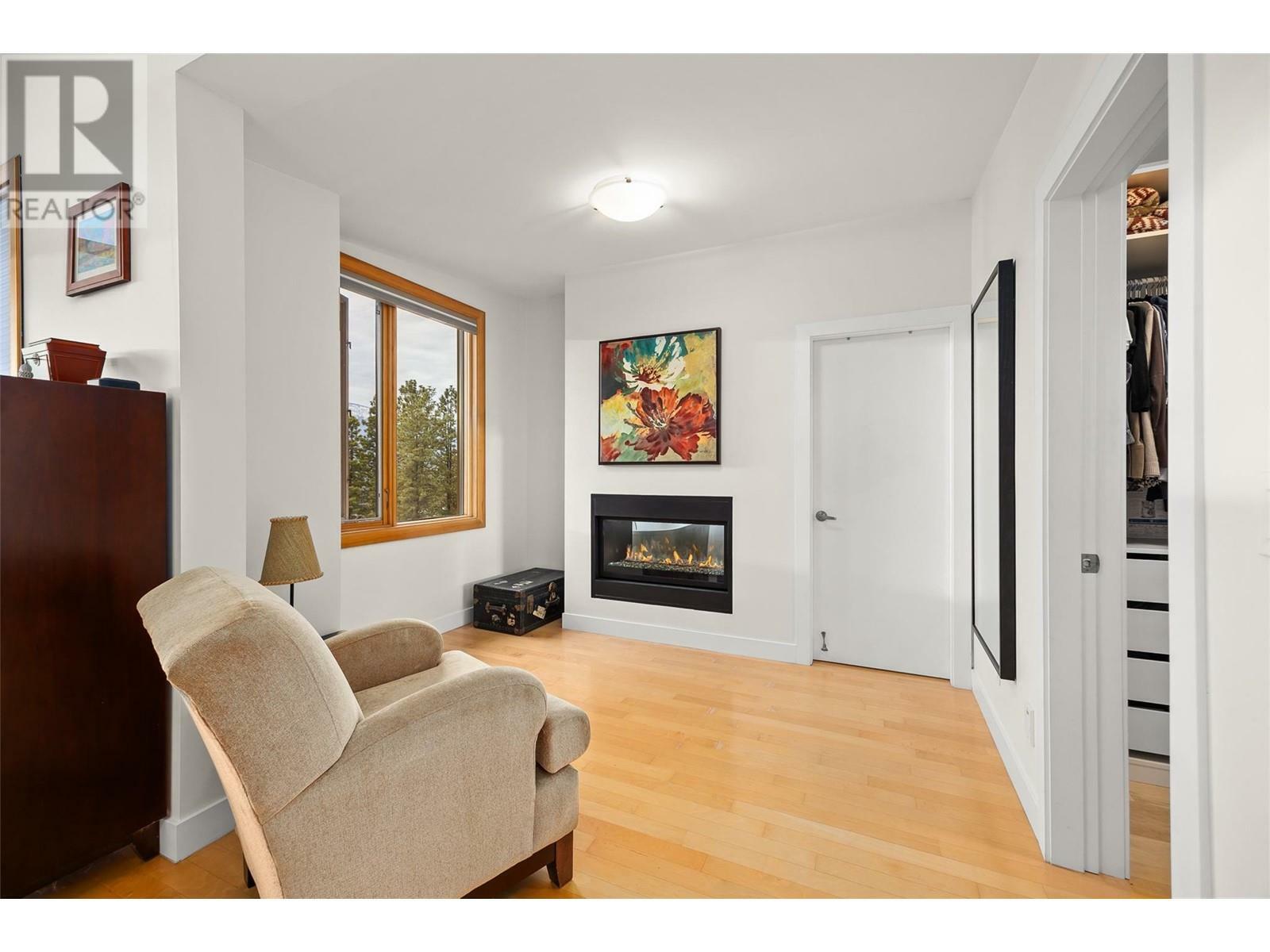 LAKE COUNTRY, British Columbia, V4V 1B3, CA, 5 Bedrooms Bedrooms, ,4 BathroomsBathrooms,Residential,For Sale,1838112