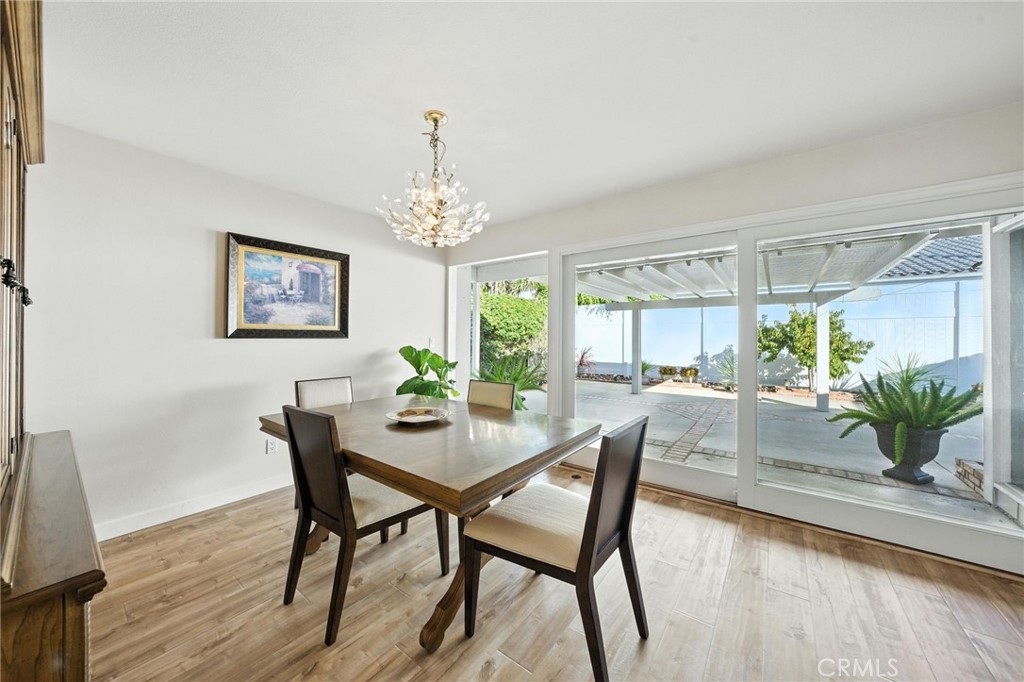 Huntington Beach, California, 92649, United States, 3 Bedrooms Bedrooms, ,2 BathroomsBathrooms,Residential,For Sale,1901956