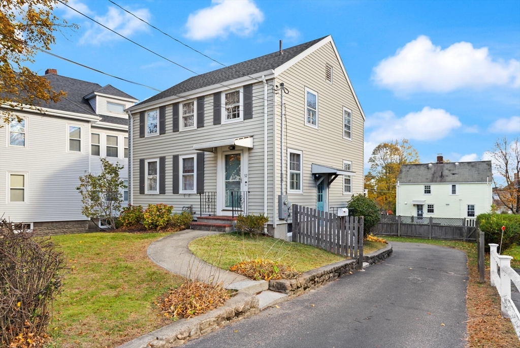 Norwood, Massachusetts, 02062, United States, 3 Bedrooms Bedrooms, ,1 BathroomBathrooms,Residential,For Sale,1987874