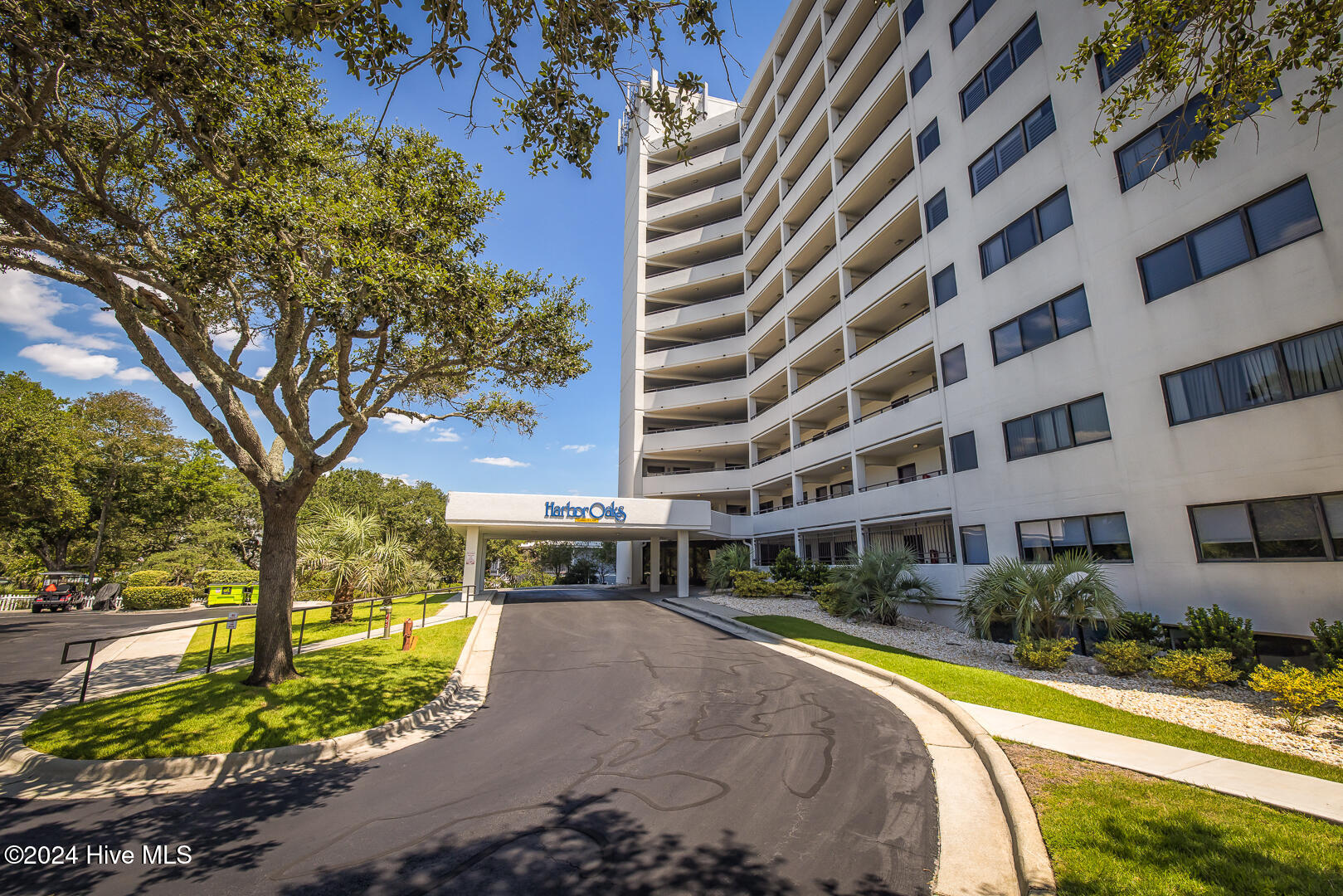 Carolina Beach, North Carolina, 28428, United States, 2 Bedrooms Bedrooms, ,2 BathroomsBathrooms,Residential,For Sale,1821334