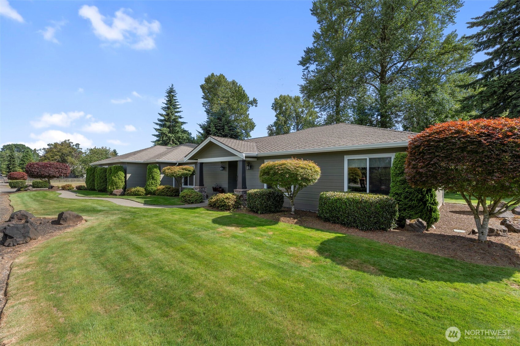 Chehalis, Washington, 98532, United States, 3 Bedrooms Bedrooms, ,3 BathroomsBathrooms,Residential,For Sale,1879305