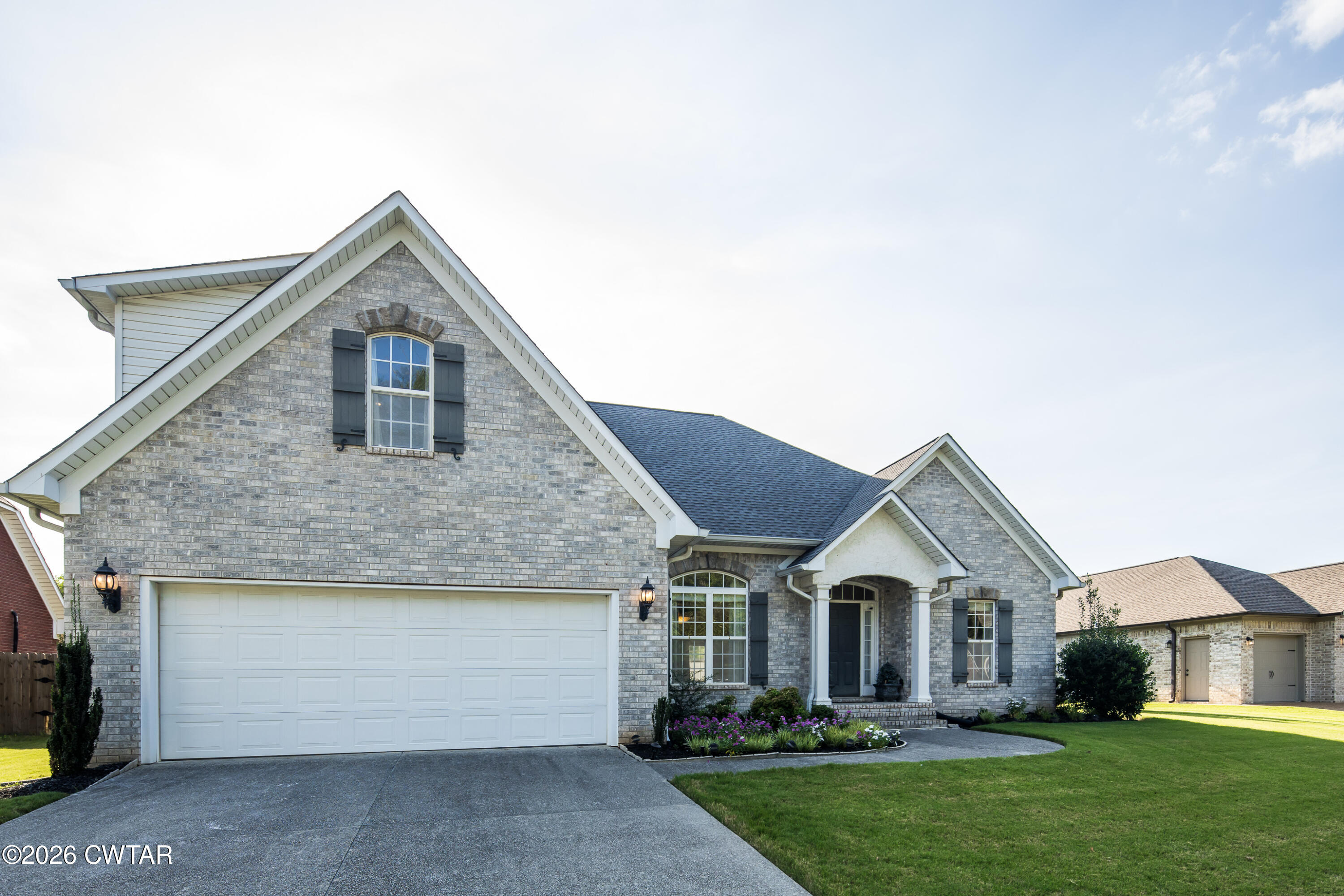 Ivybrook Dr, Jackson, TN 38305