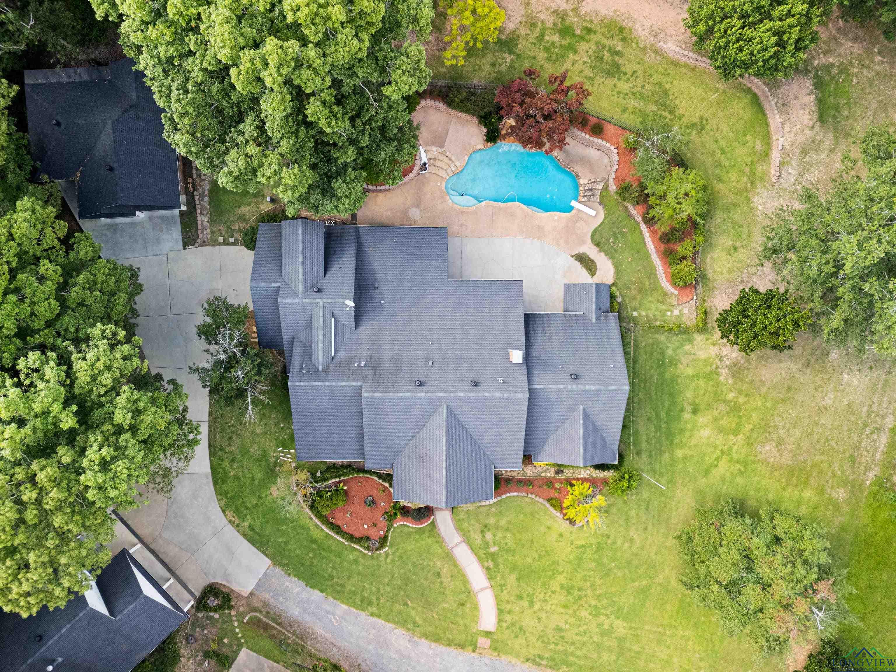 Longview, Texas, 75605, United States, 4 Bedrooms Bedrooms, ,6 BathroomsBathrooms,Residential,For Sale,1907778
