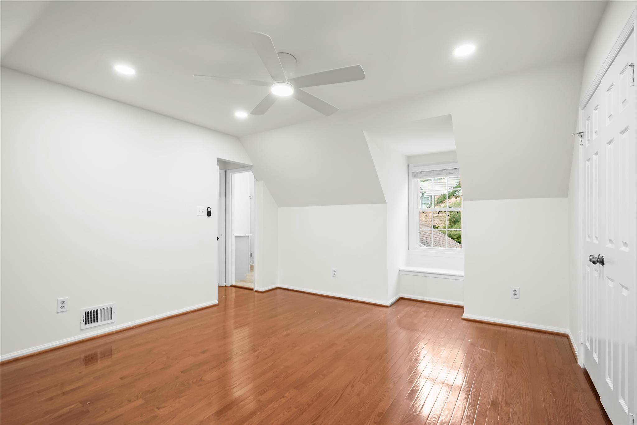  7533 Pepperell Drive, Bethesda, MD, 20817 - 物件實景