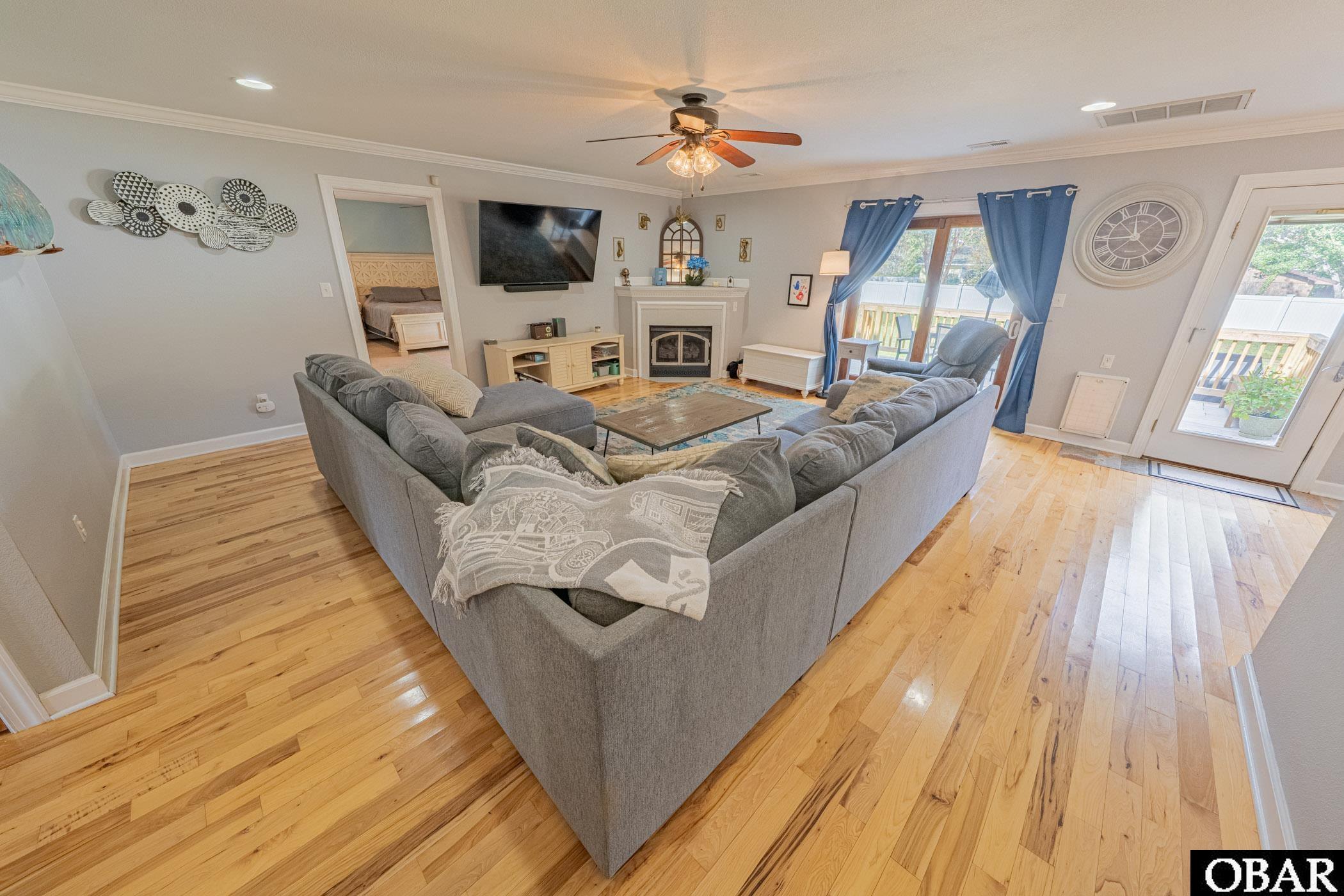 Manteo, North Carolina, 27954, United States, 4 Bedrooms Bedrooms, ,4 BathroomsBathrooms,Residential,For Sale,1988326