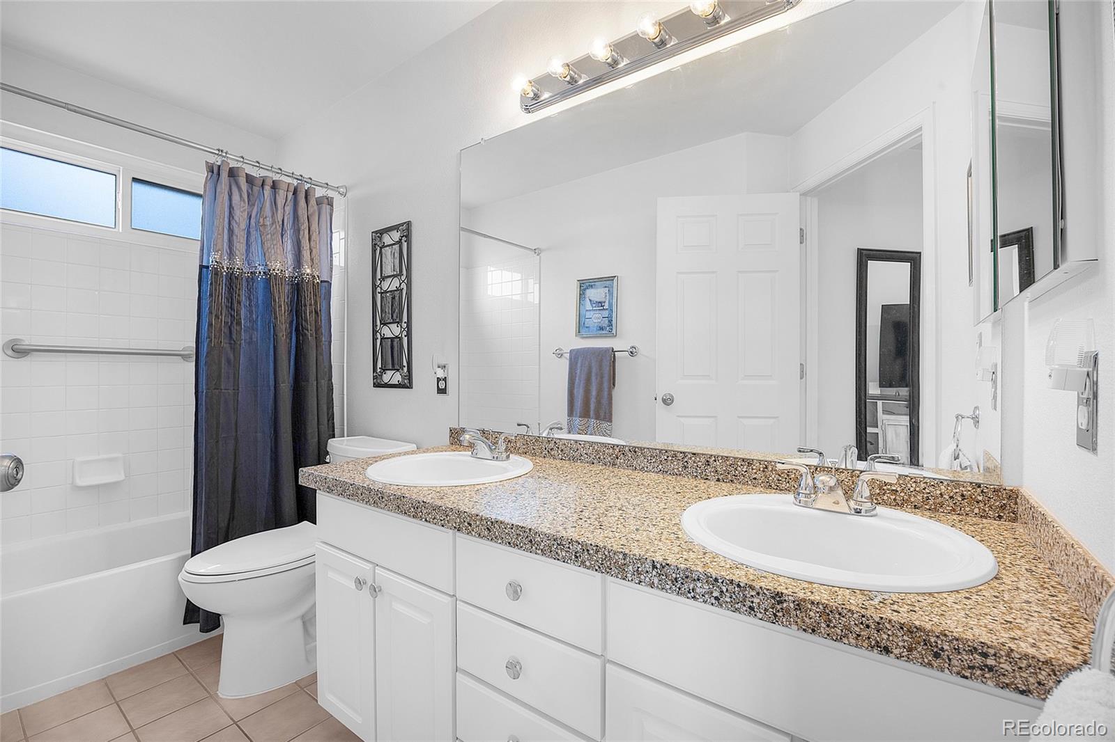 Centennial, Colorado, 80015, United States, 4 Bedrooms Bedrooms, ,3 BathroomsBathrooms,Residential,For Sale,1902637