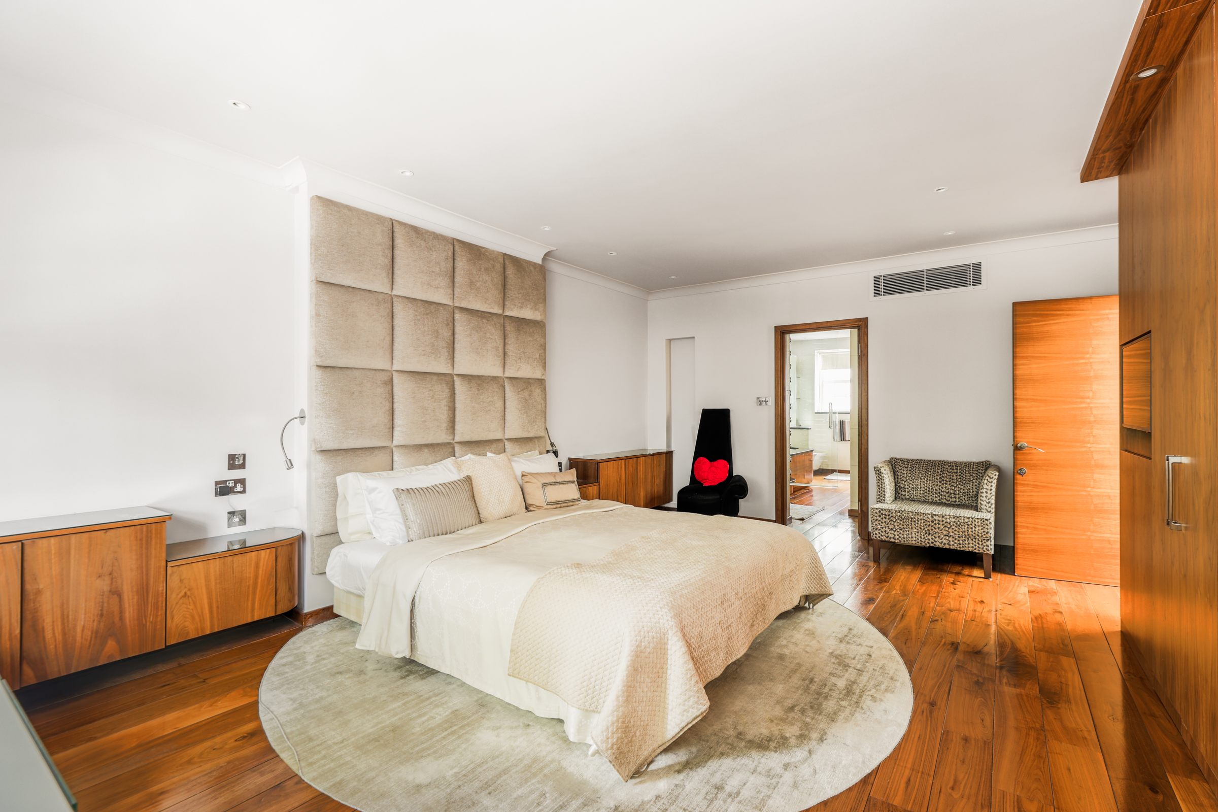  A six-bedroom townhouse with a private pool near Hyde Park - 物件實景