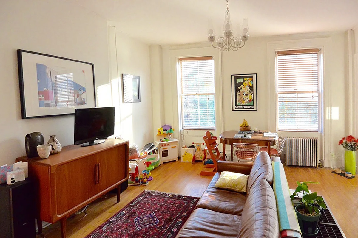 Brooklyn, New York, 11231, United States, 6 Bedrooms Bedrooms, ,4 BathroomsBathrooms,Residential,For Sale,1976891