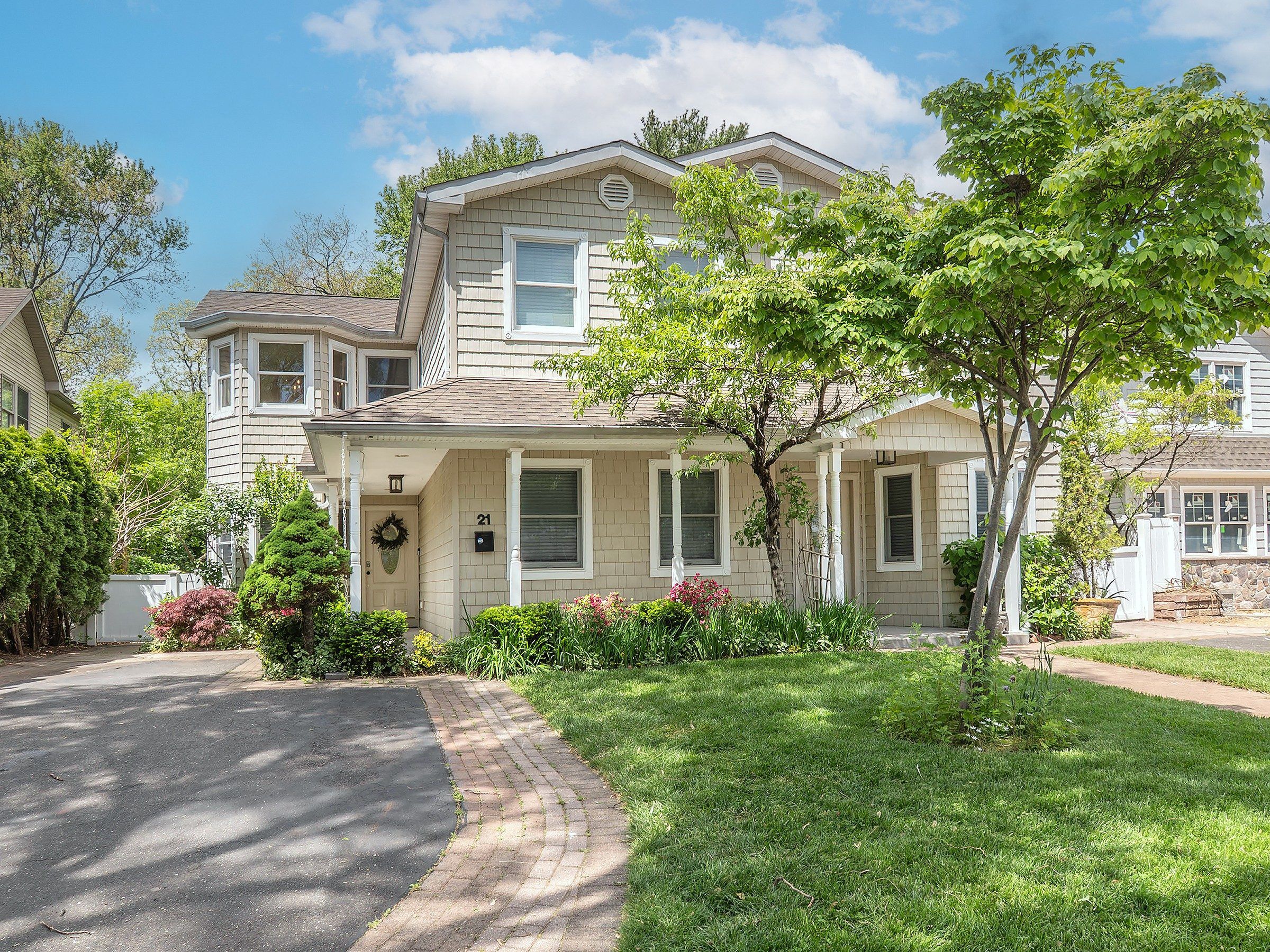  21 Marwood Road N, Port Washington, NY, 11050 - 物件實景