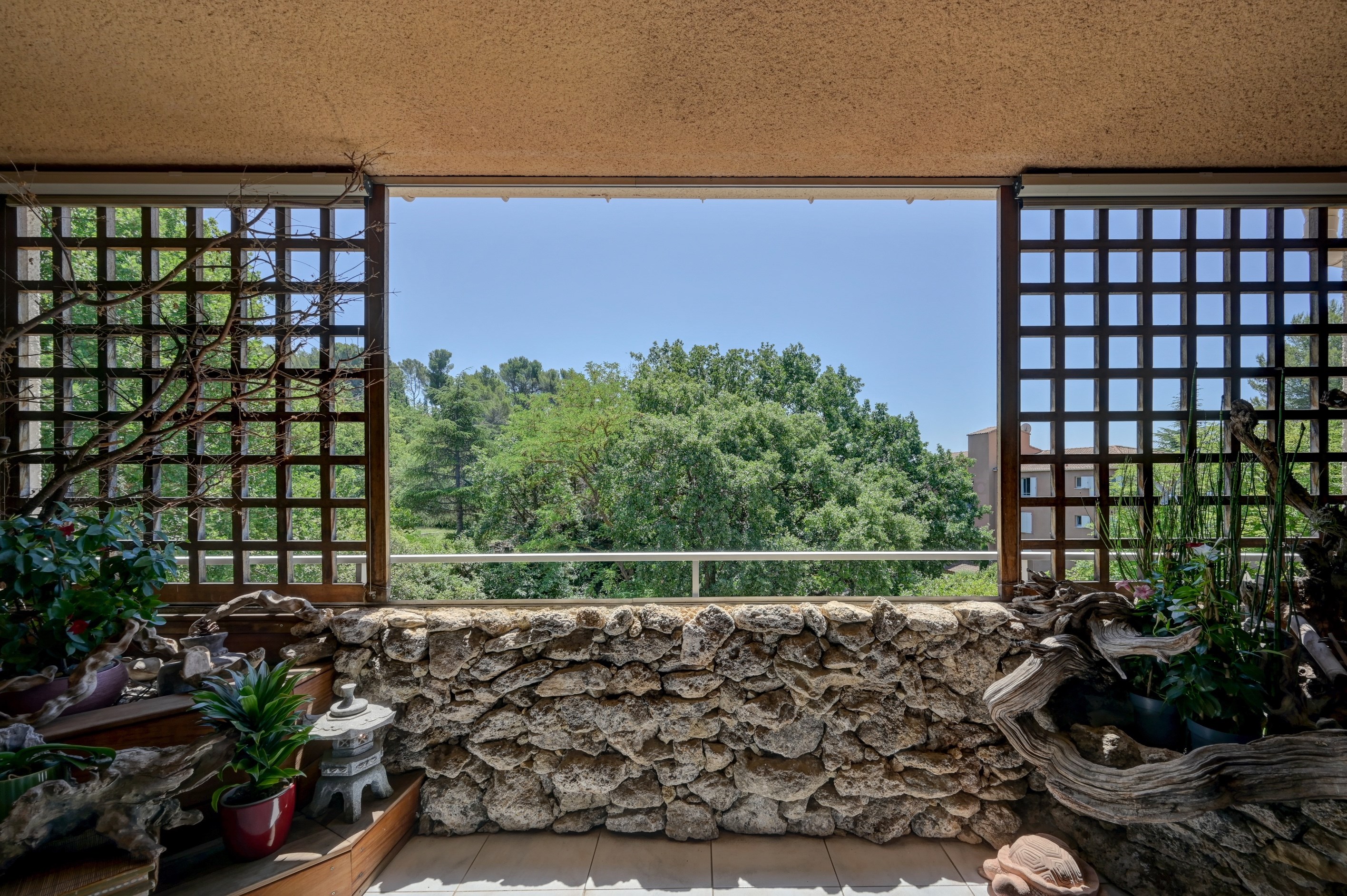  Spacious Apartment with Terrace and Open View – Parc de la Torse - 物件實景