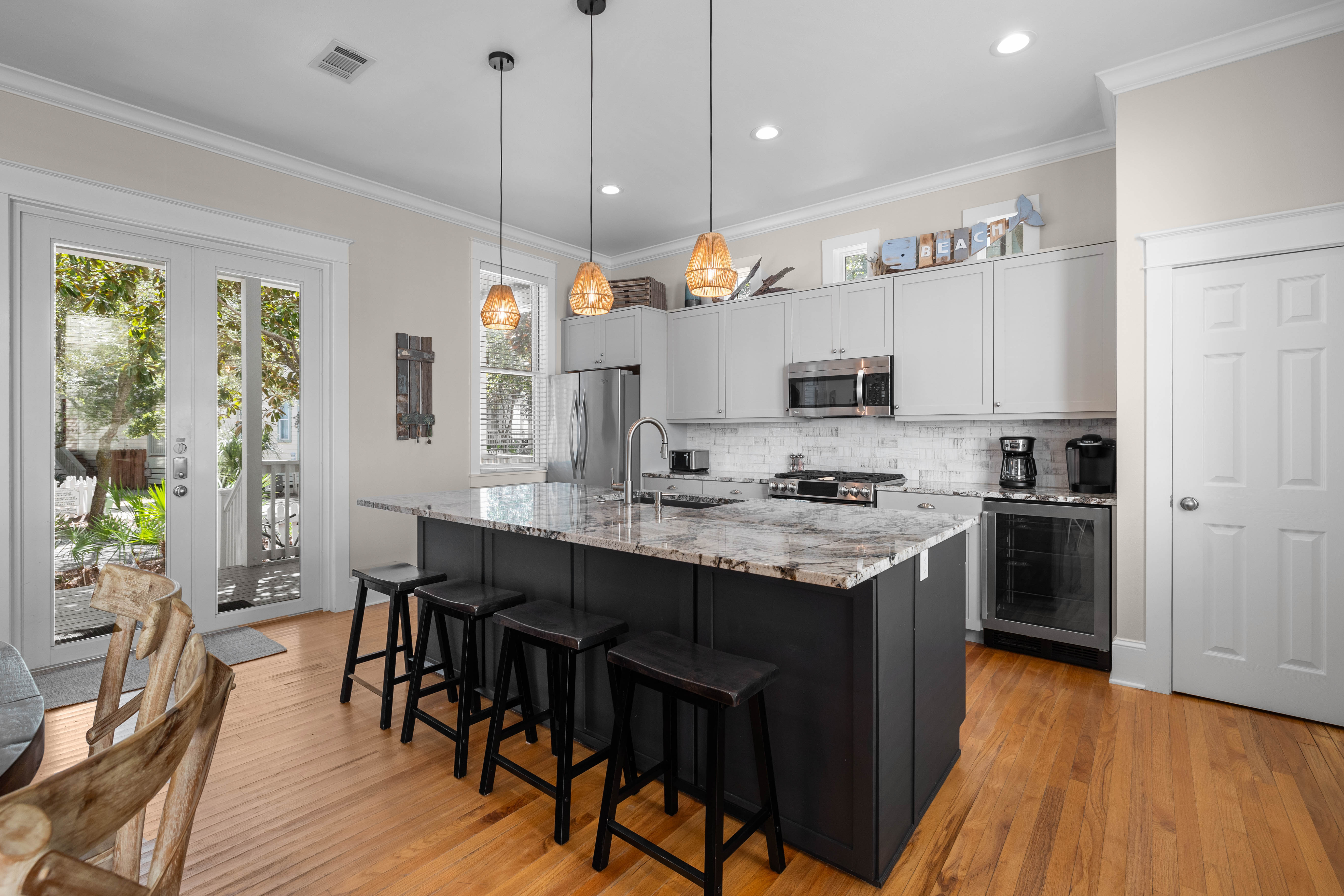  Renovated Florida Cottage With Lookout Tower Just Steps From Beach - 物件實景