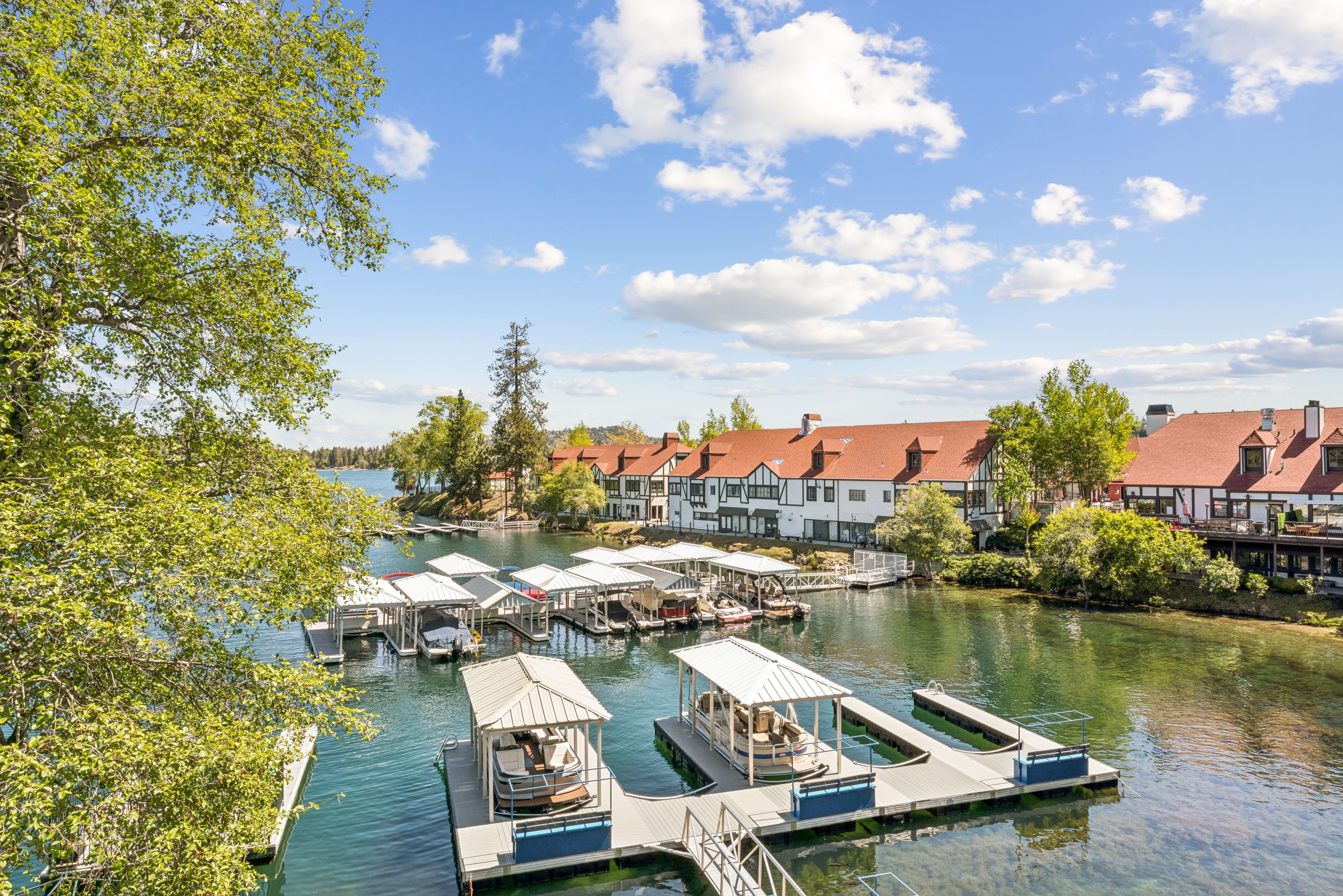  1 Village Bay, Lake Arrowhead, CA 92352 - 物件實景