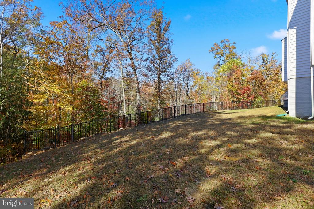 Fredericksburg, Virginia, 22405, United States, 5 Bedrooms Bedrooms, ,3 BathroomsBathrooms,Residential,For Sale,1987075