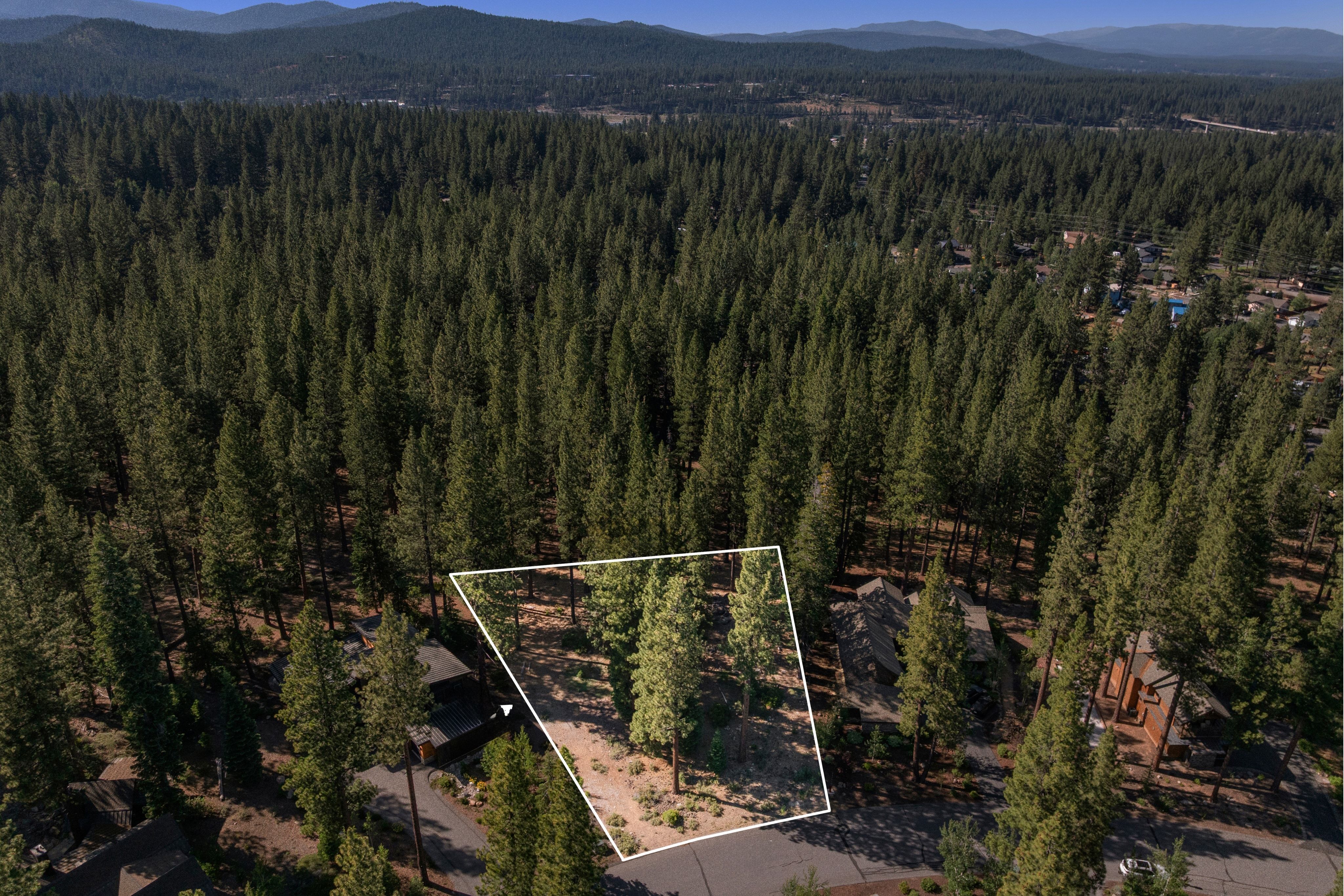  9252 Heartwood Drive - 物件實景