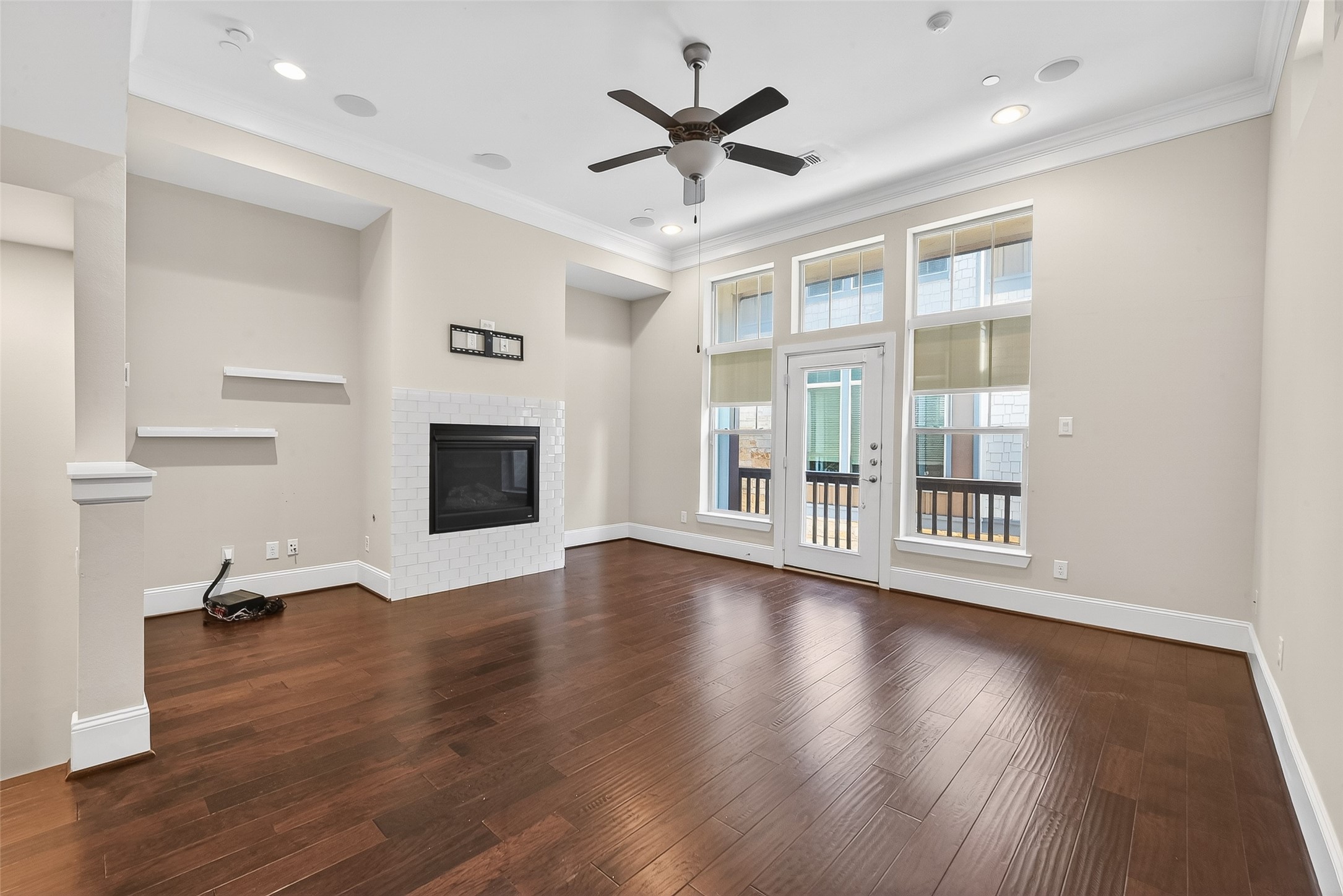  816 Yale Street C - 物件實景
