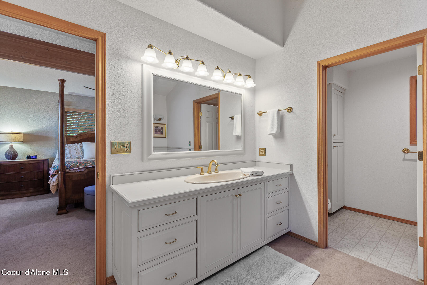 Hayden, Idaho, 83835, United States, 6 Bedrooms Bedrooms, ,5 BathroomsBathrooms,Residential,For Sale,1983867