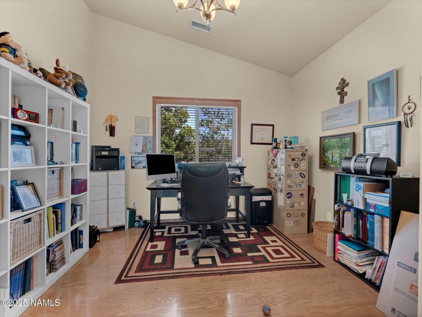 Flagstaff, Arizona, 86004, United States, 3 Bedrooms Bedrooms, ,2 BathroomsBathrooms,Residential,For Sale,1981863