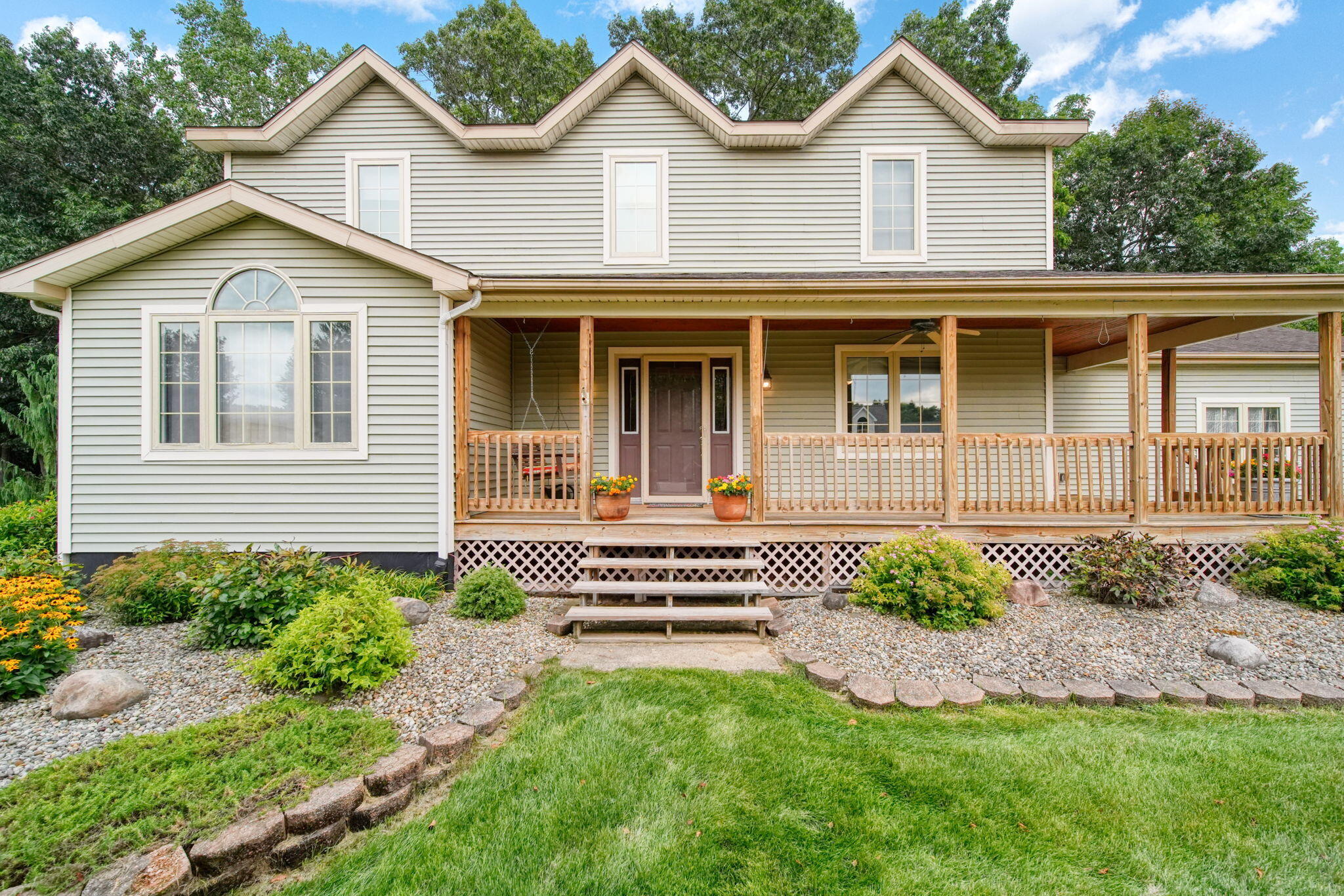 Aspen Way, Jackson, MI 49201