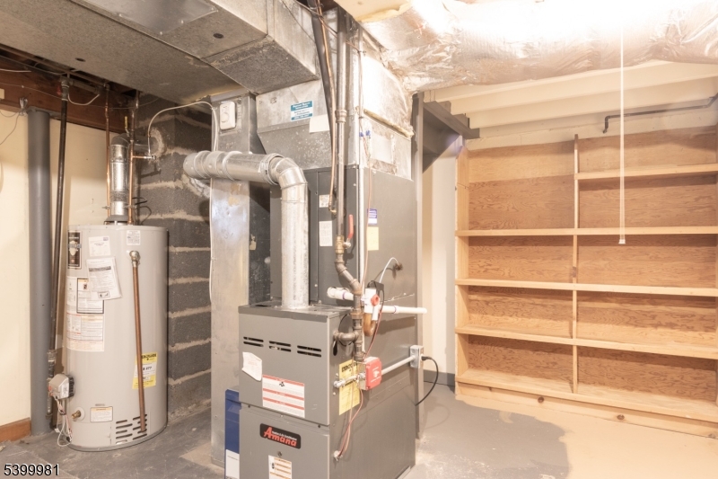 Fanwood Boro, New Jersey, 07023, United States, 3 Bedrooms Bedrooms, ,2 BathroomsBathrooms,Residential,For Sale,2001690