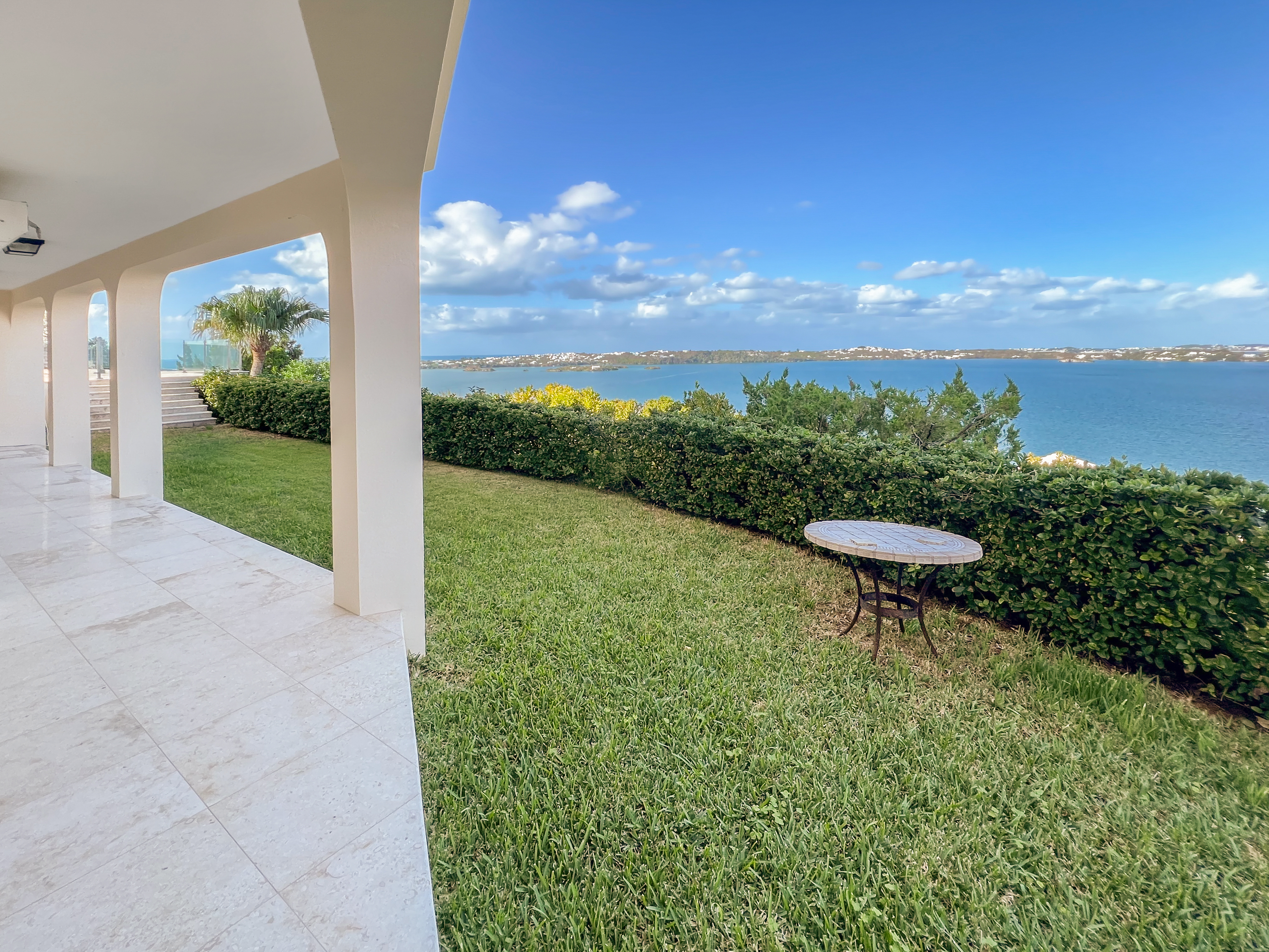 Smith's, BM, 3 Bedrooms Bedrooms, ,4 BathroomsBathrooms,Residential,For Sale,1998432