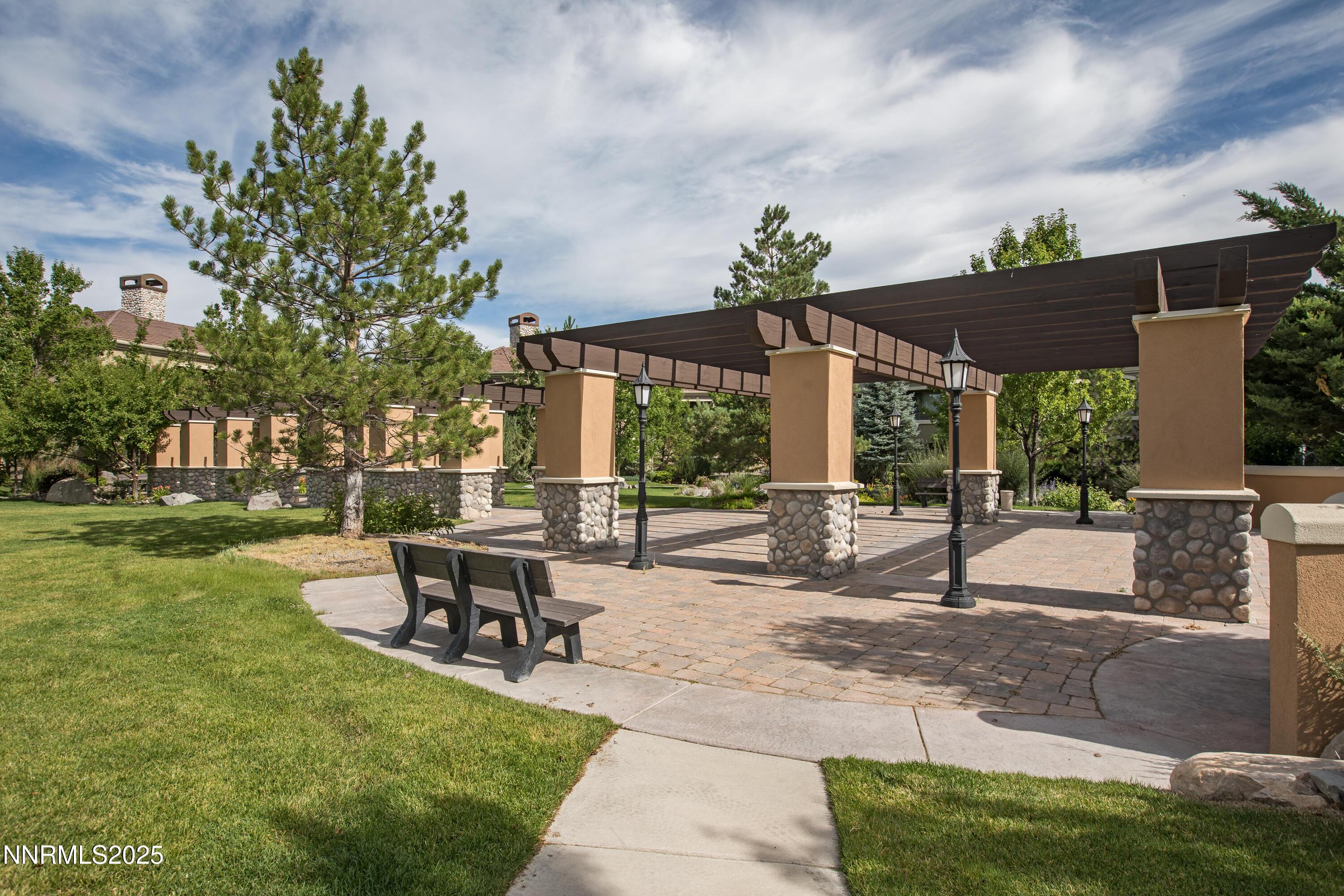 Reno, Nevada, 89521, United States, 2 Bedrooms Bedrooms, ,2 BathroomsBathrooms,Residential,For Sale,1932617