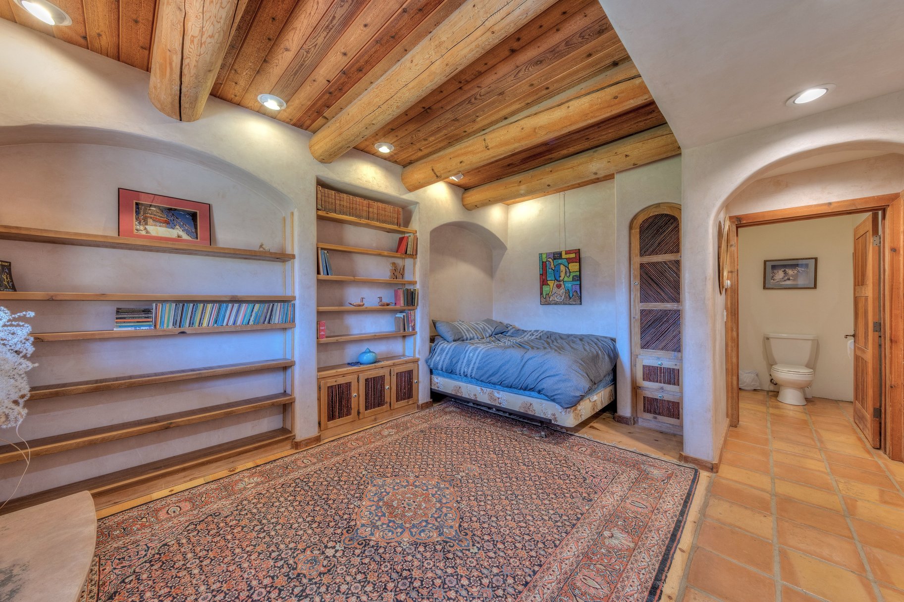  Unique, Custom, Castle Valley Home, Studio With Private Pond - 物件實景