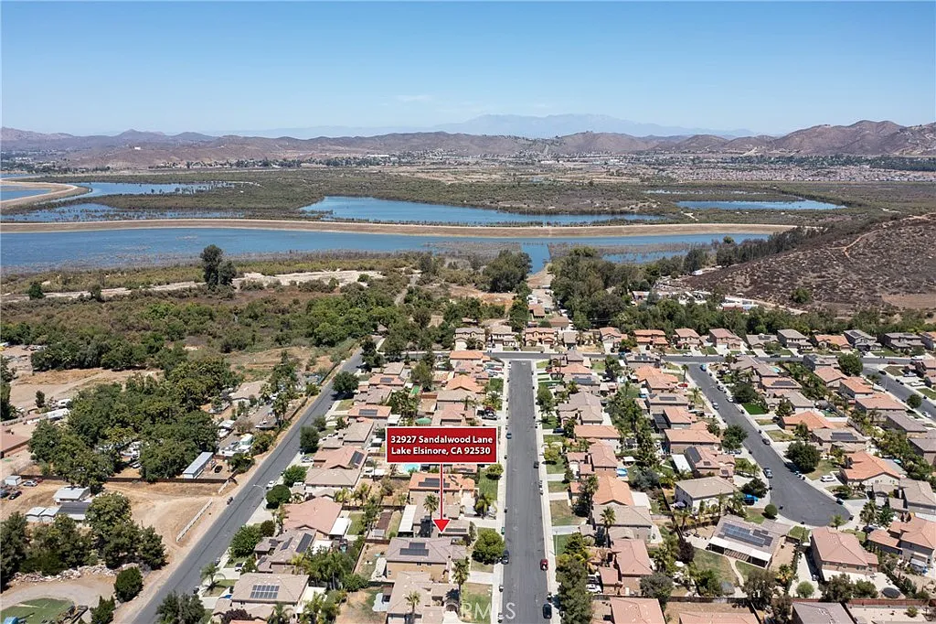 Lake Elsinore, California, 92530, United States, 3 Bedrooms Bedrooms, ,2 BathroomsBathrooms,Residential,For Sale,1977528